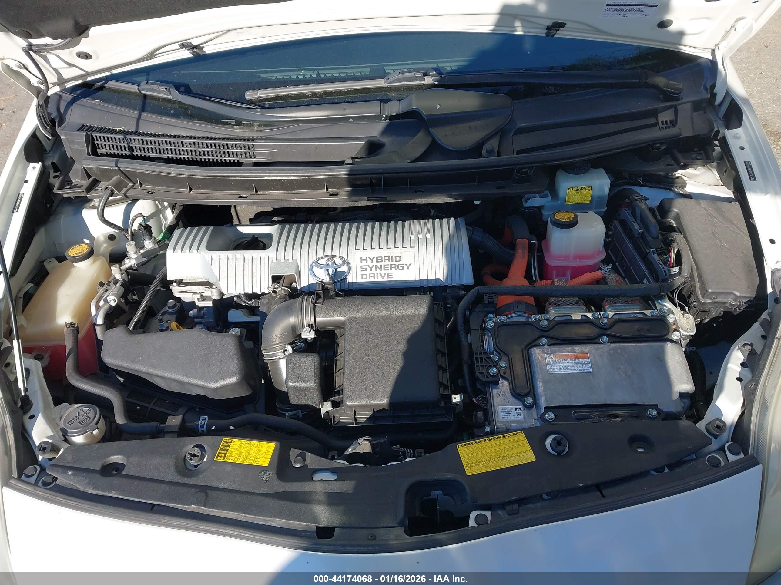 TOYOTA PRIUS image 10