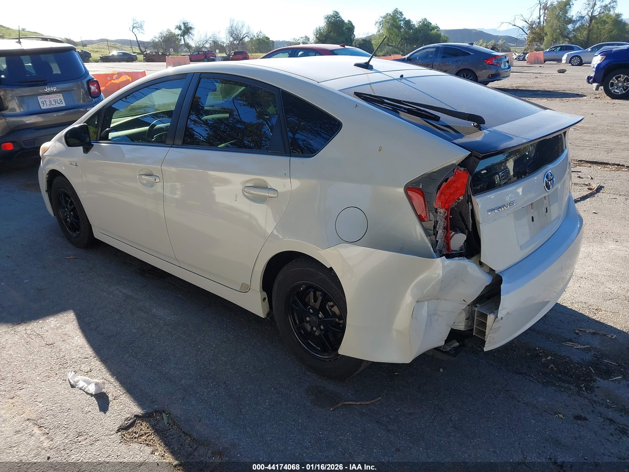TOYOTA PRIUS image 3