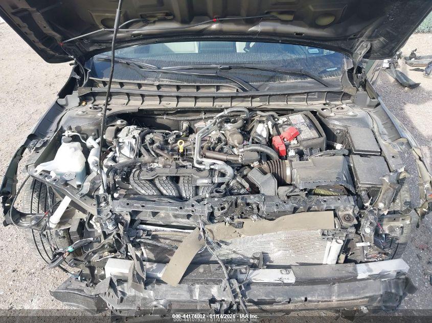 NISSAN ALTIMA image 10