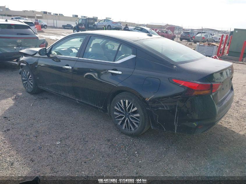 NISSAN ALTIMA image 3