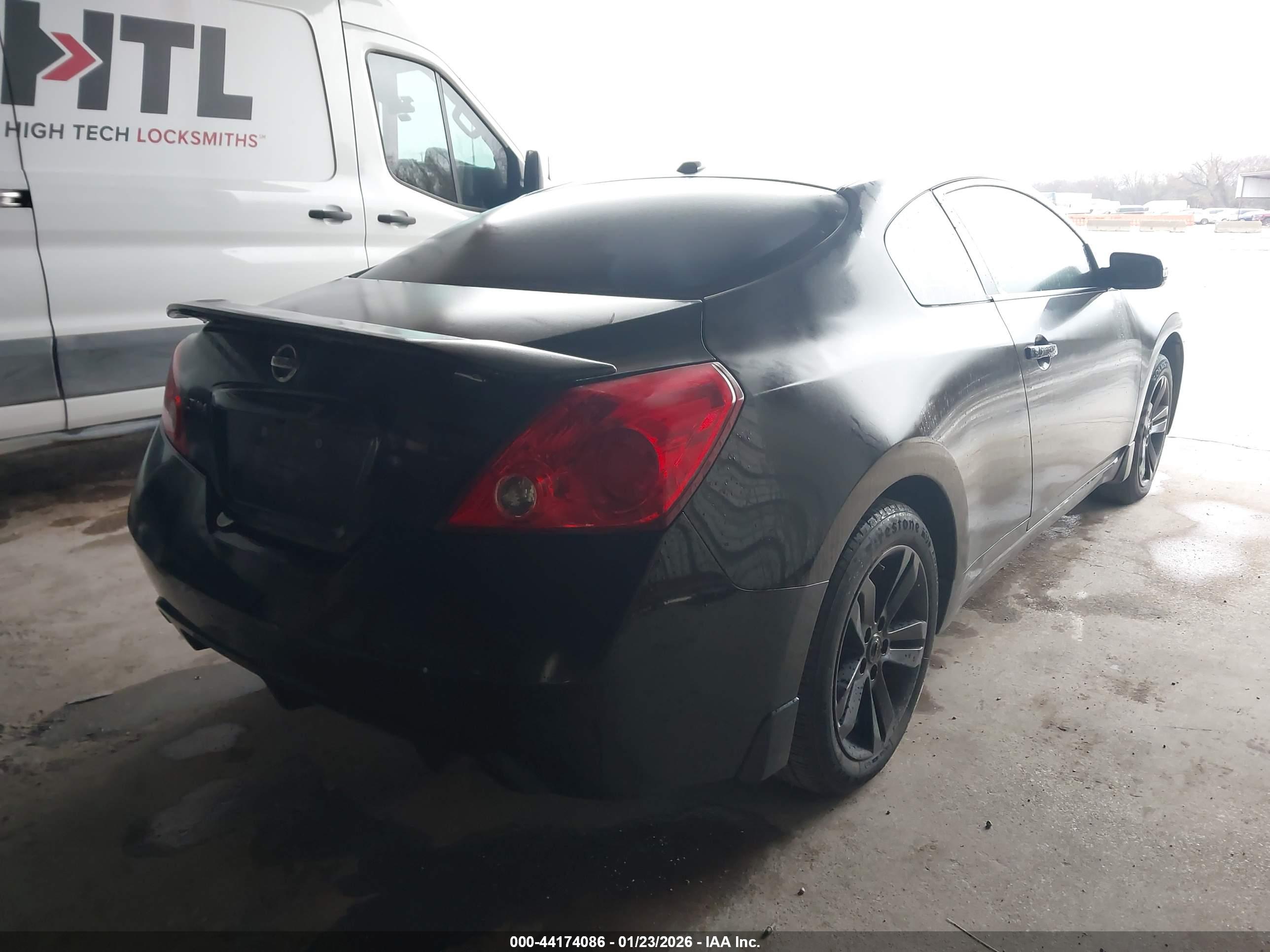 NISSAN ALTIMA image 4