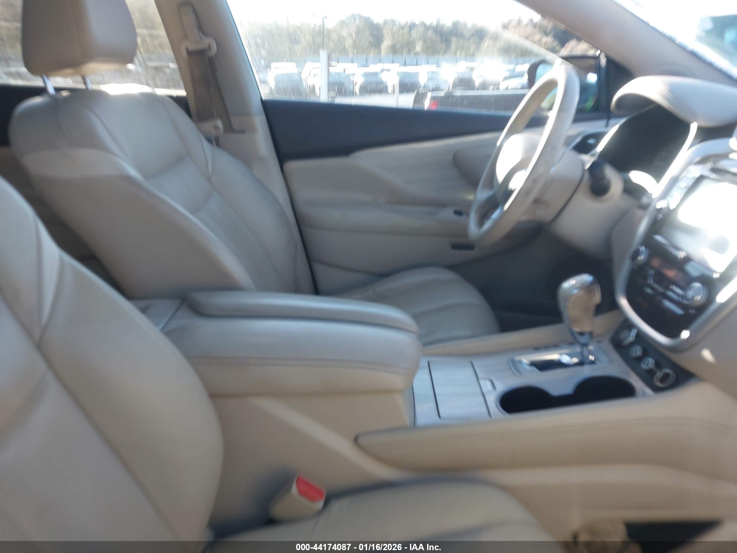 NISSAN MURANO image 5