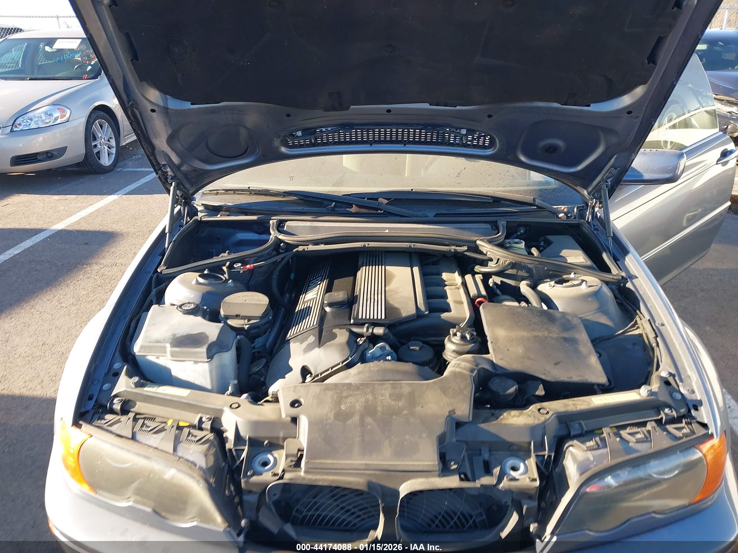 BMW 325CI image 10