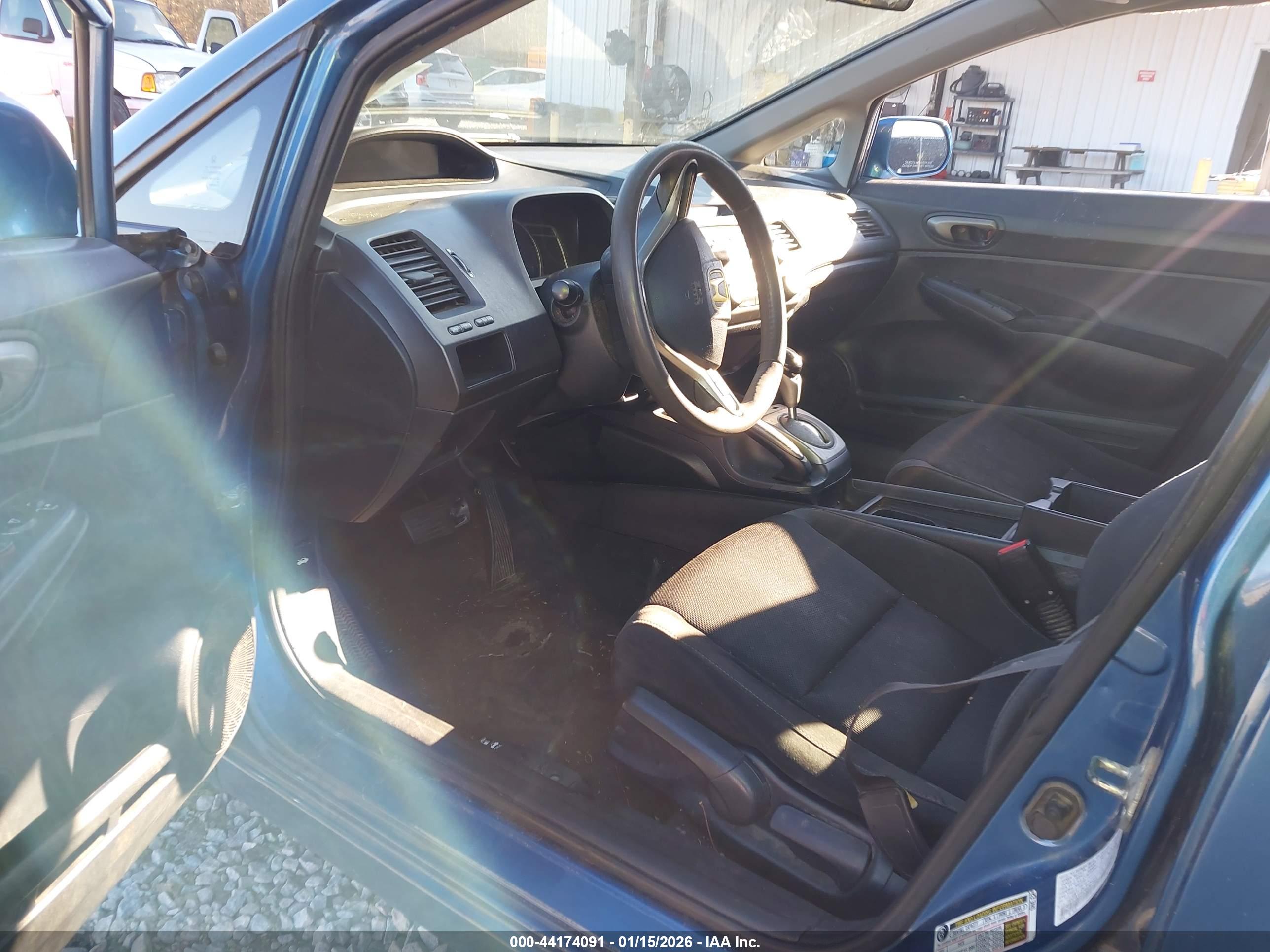 HONDA CIVIC image 5