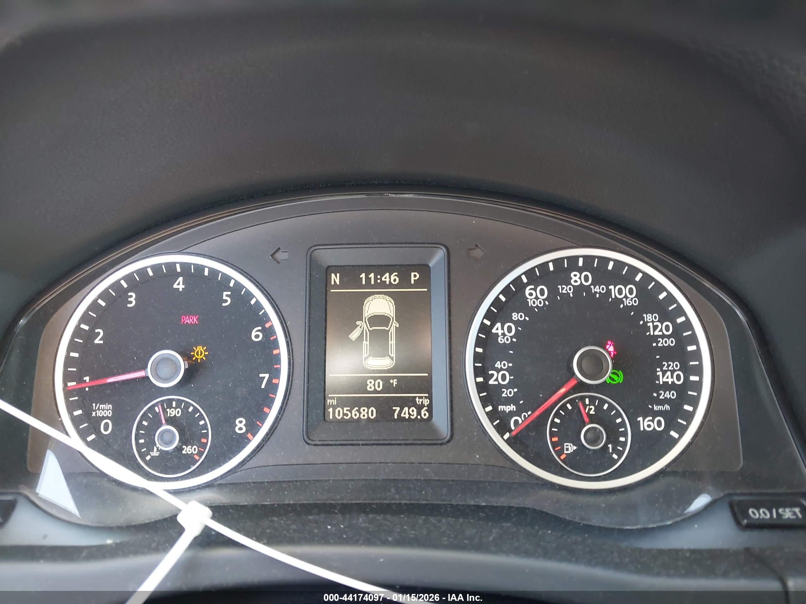 VOLKSWAGEN TIGUAN image 7