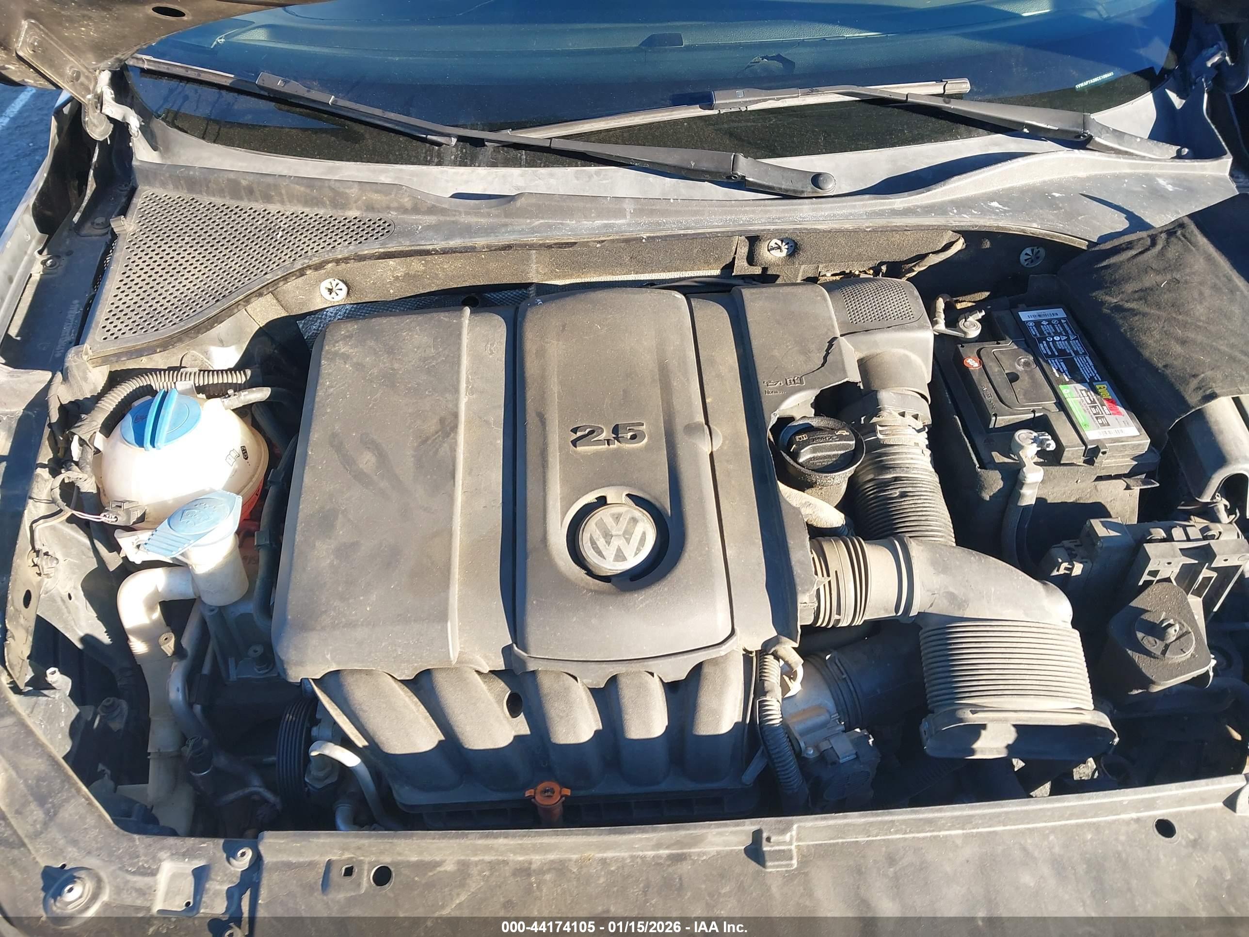VOLKSWAGEN PASSAT image 10