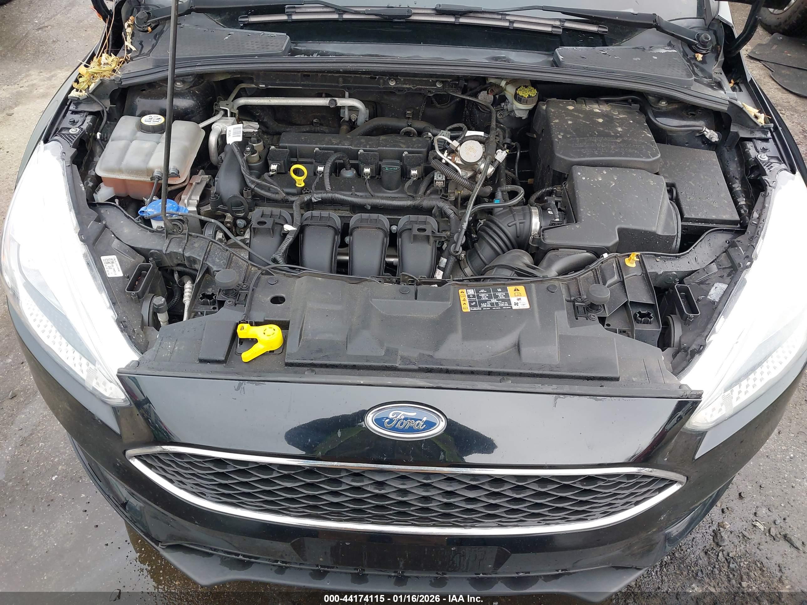 FORD FOCUS image 10