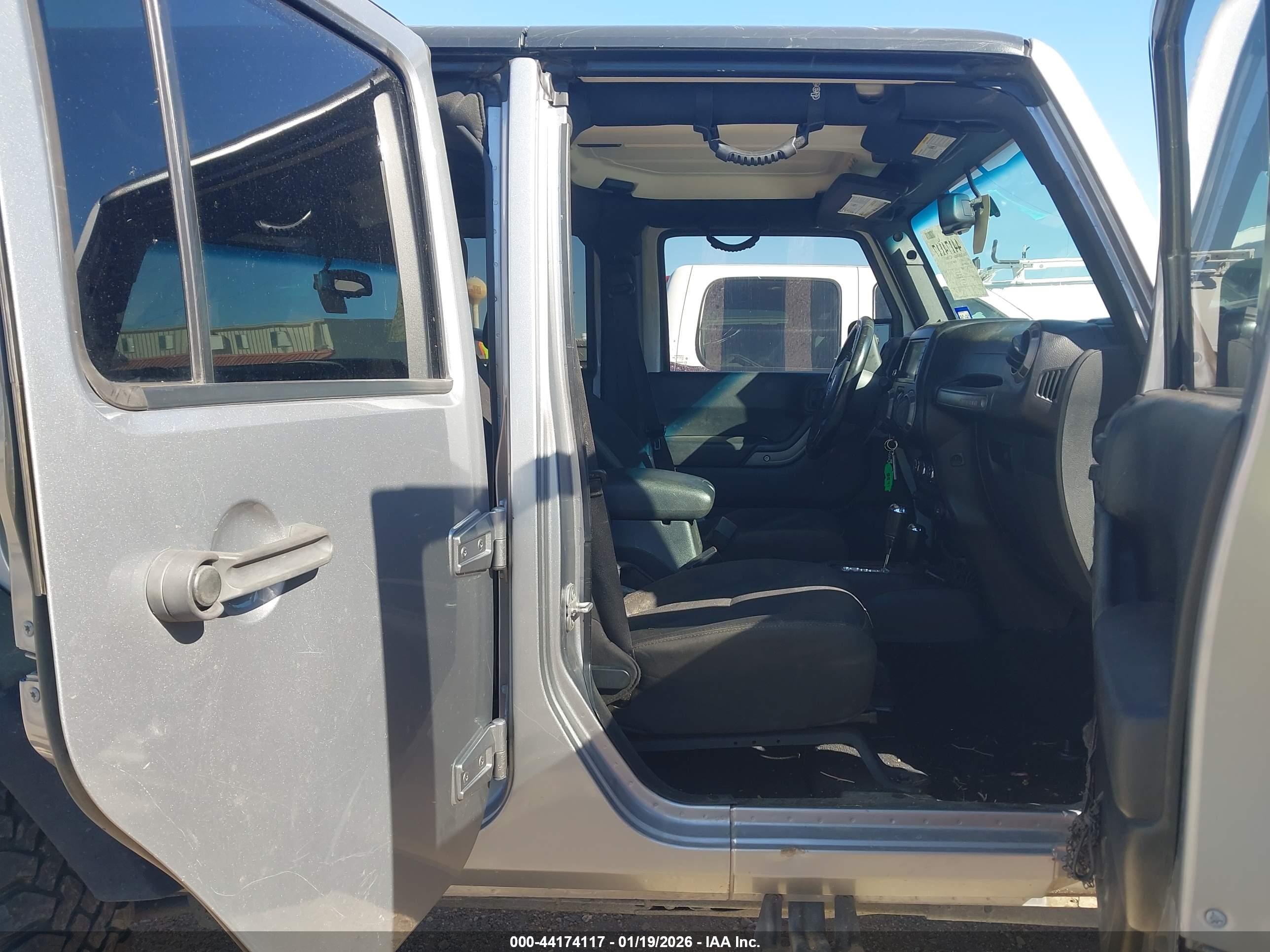 JEEP WRANGLER image 5