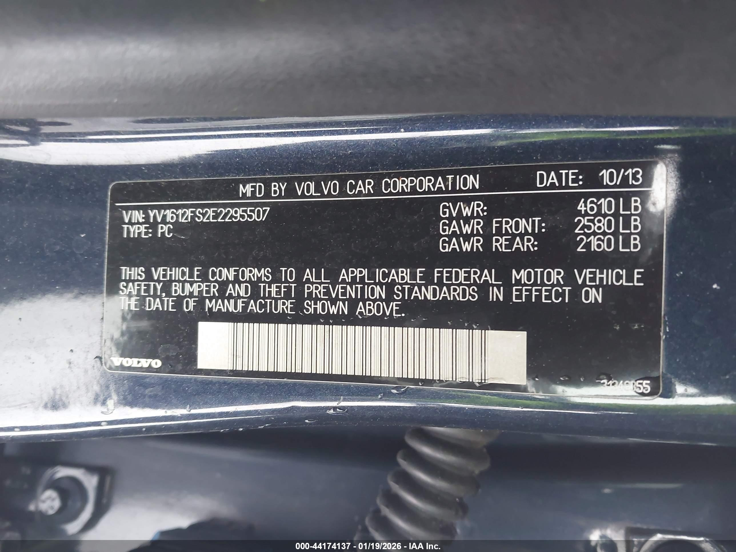 VOLVO S60 image 9