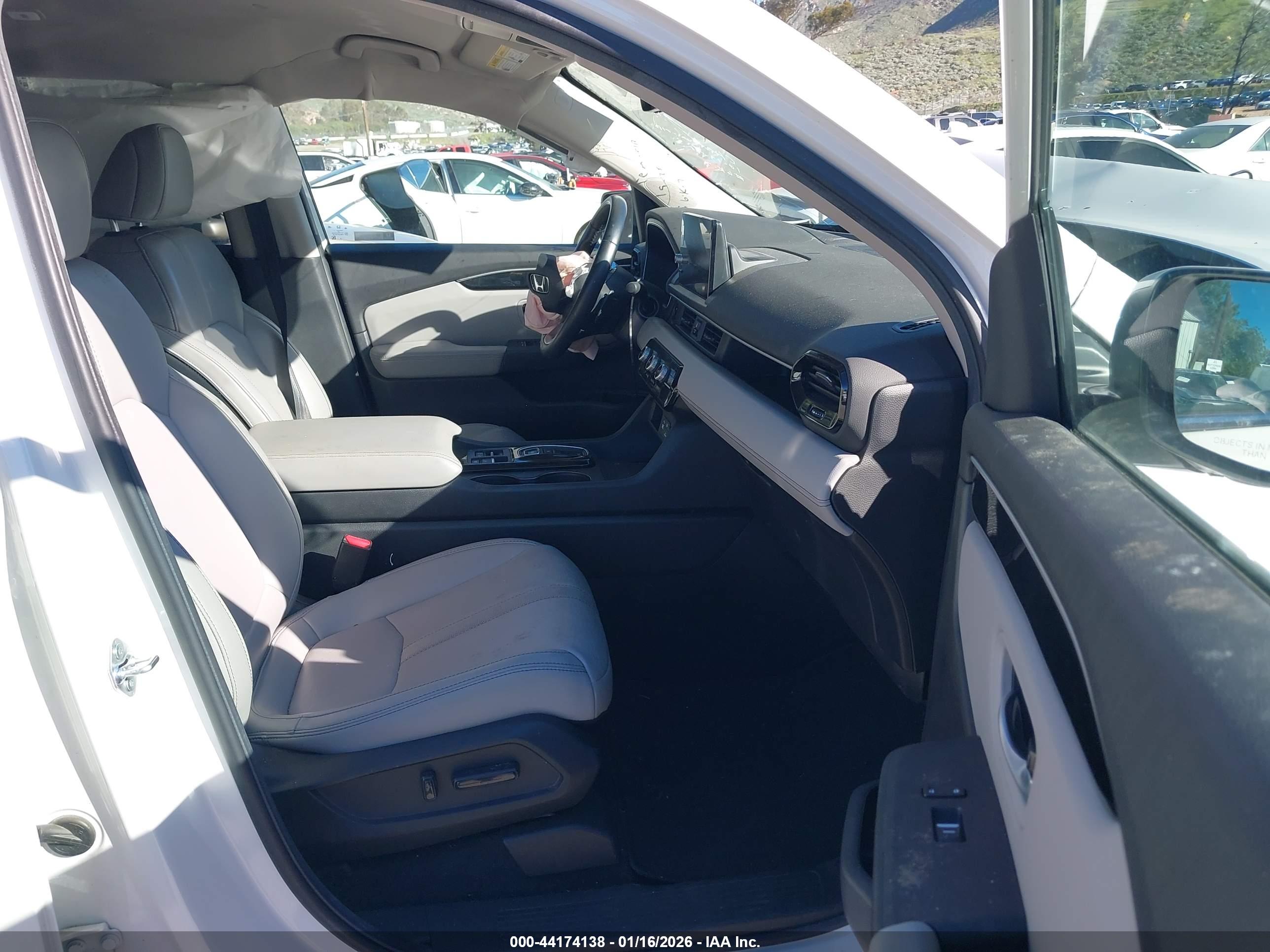 HONDA PILOT image 5