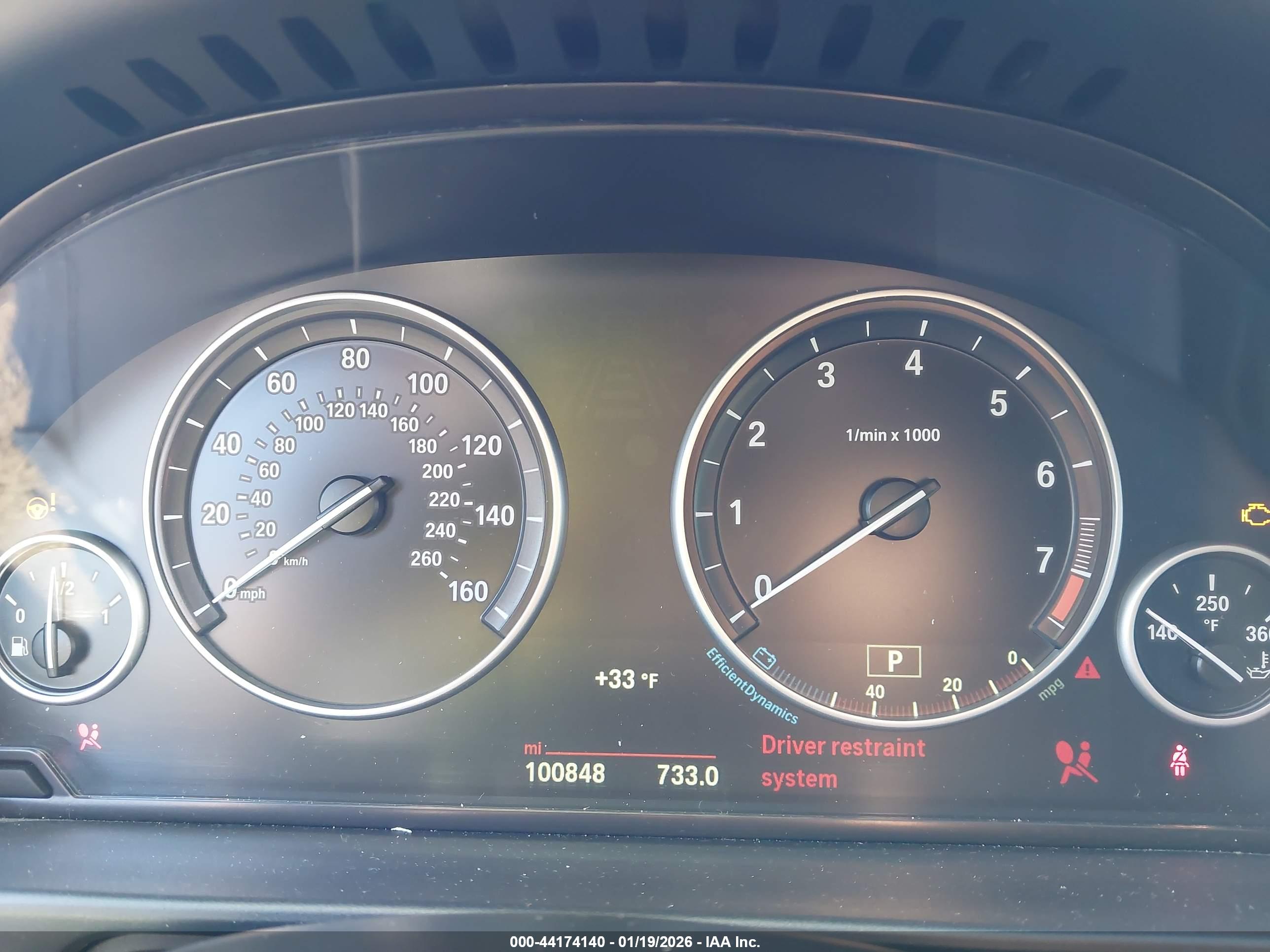 BMW 528I image 7