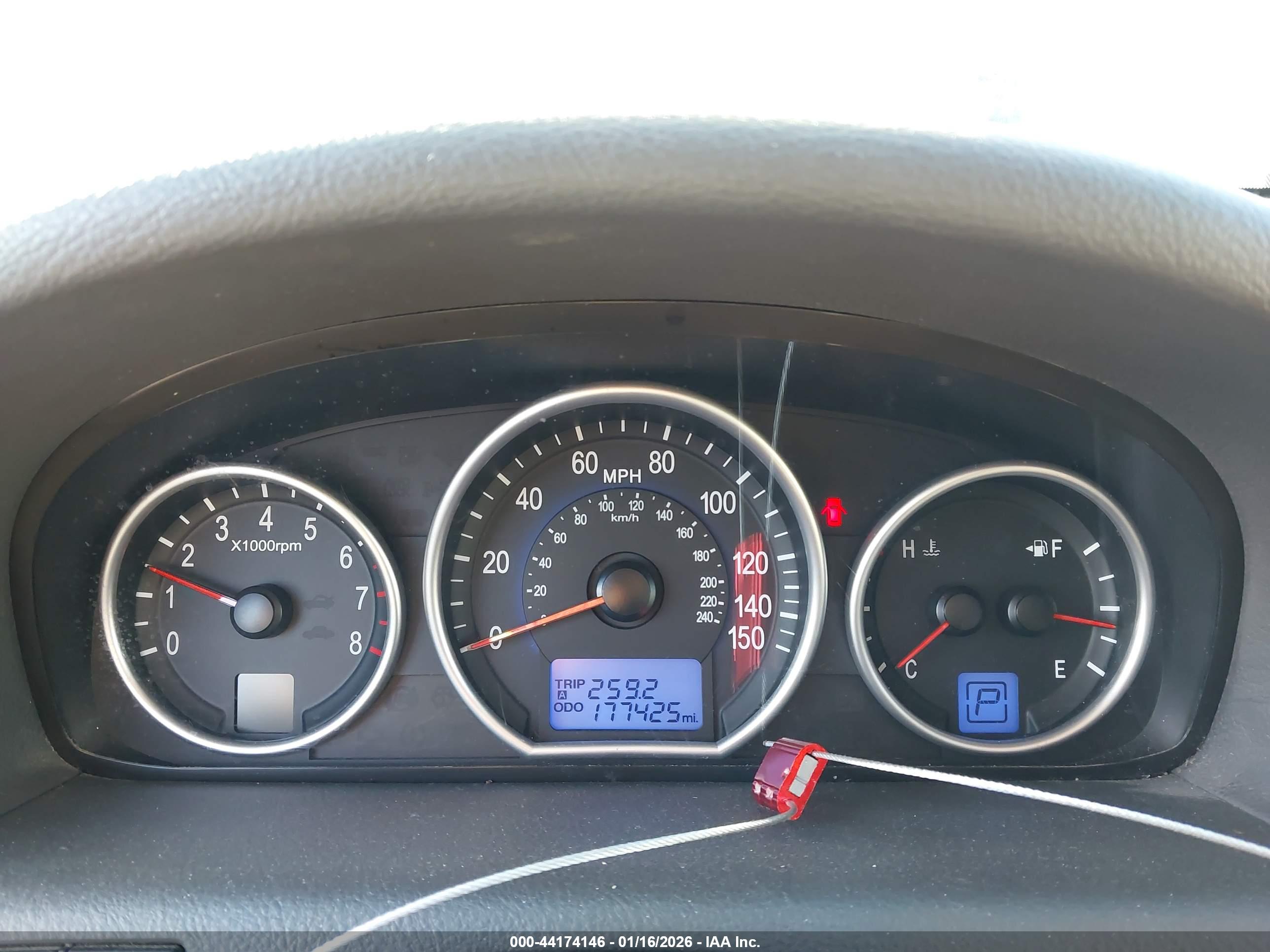 HYUNDAI VERACRUZ image 7