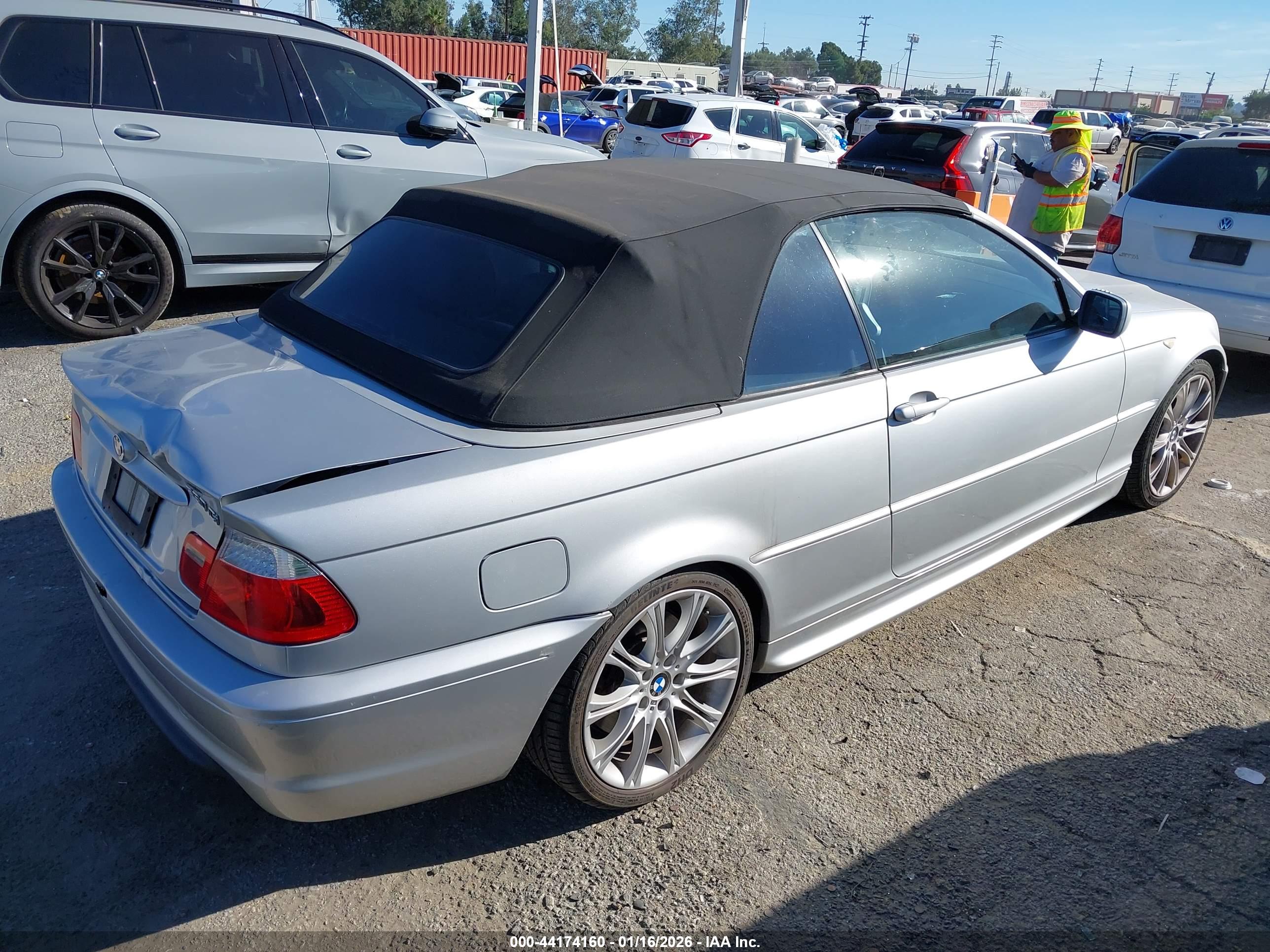 BMW 330CI image 4