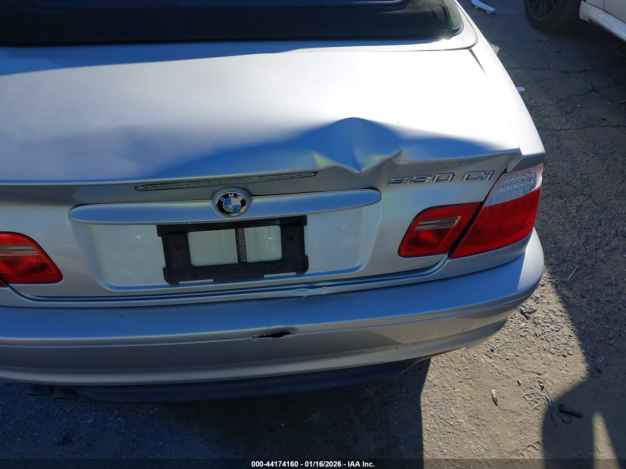 BMW 330CI image 6