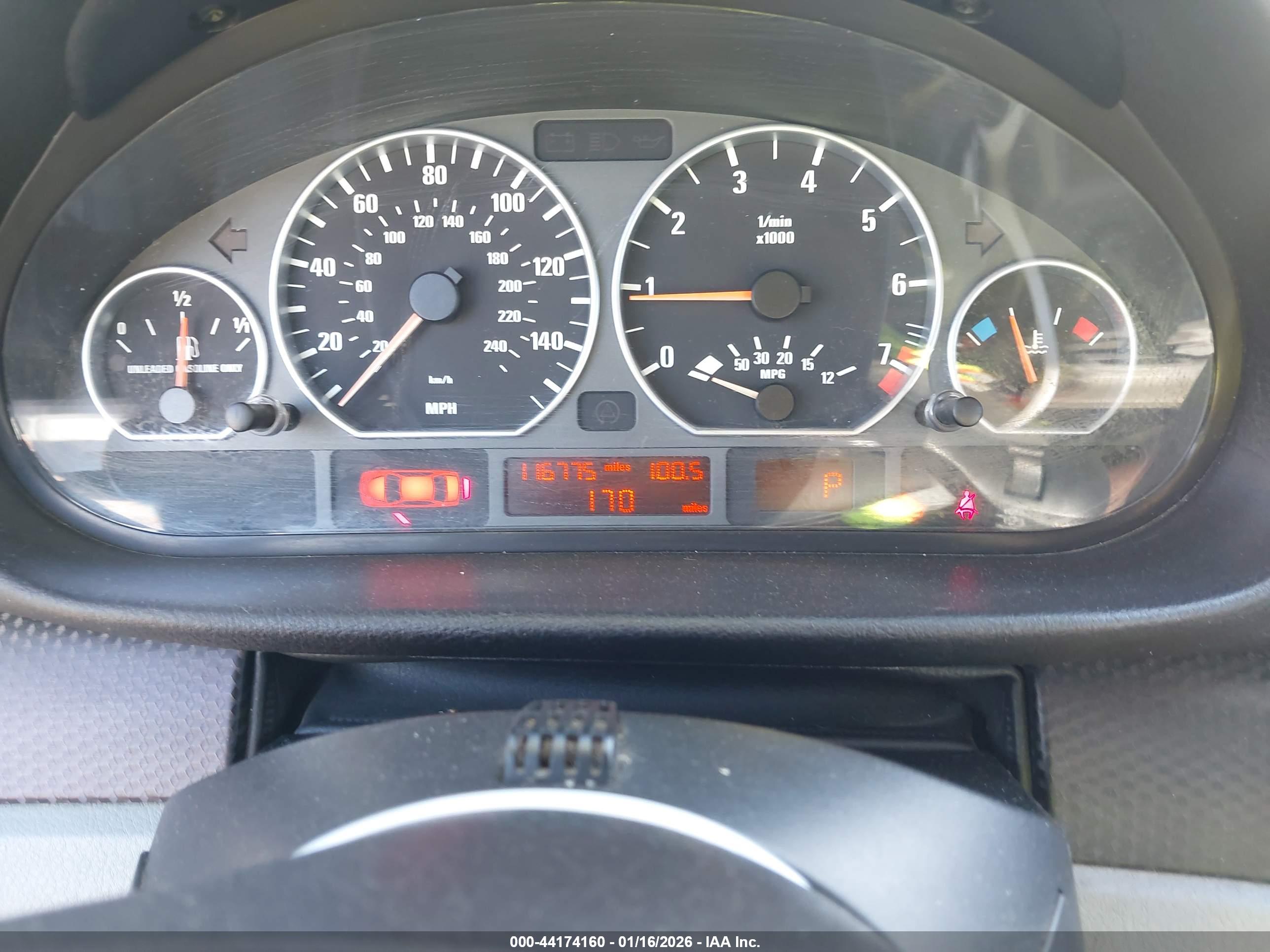 BMW 330CI image 7