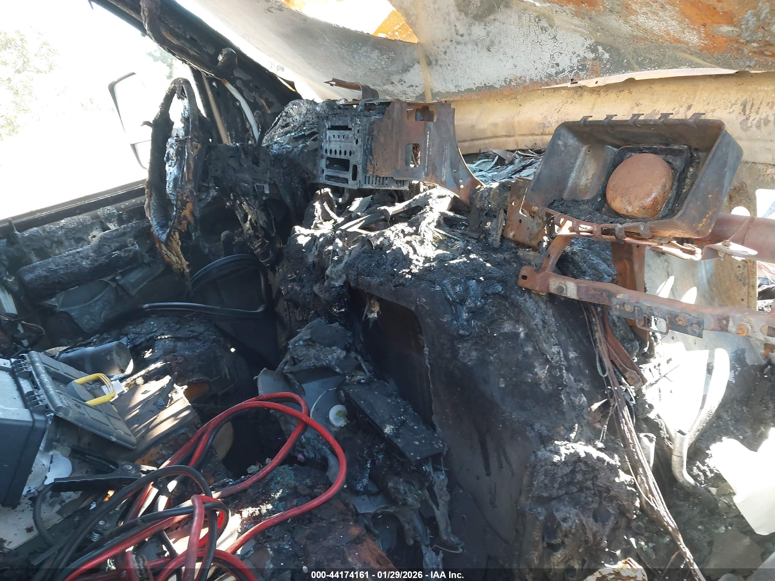 FORD E-350 image 5