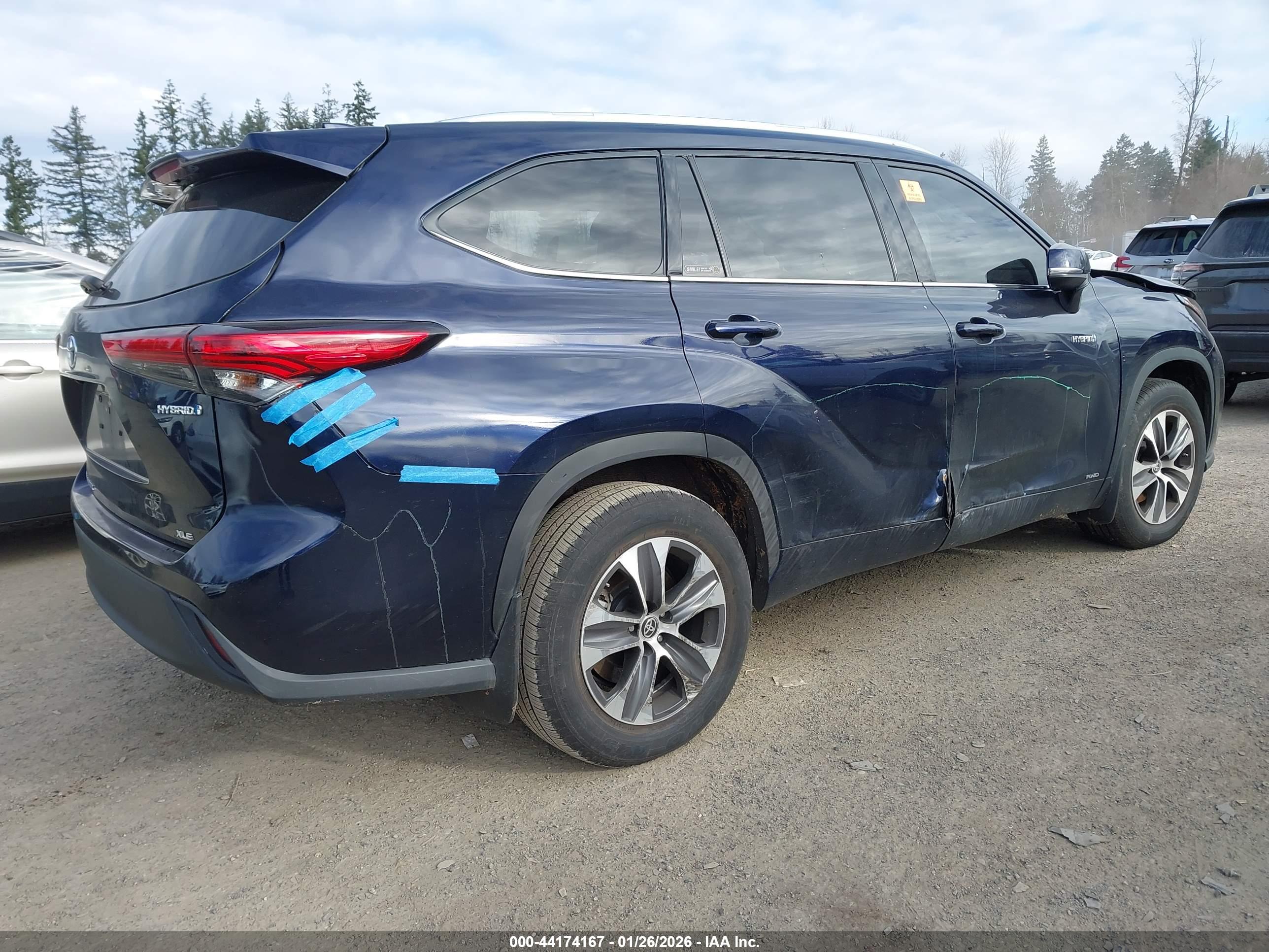 TOYOTA HIGHLANDER image 4