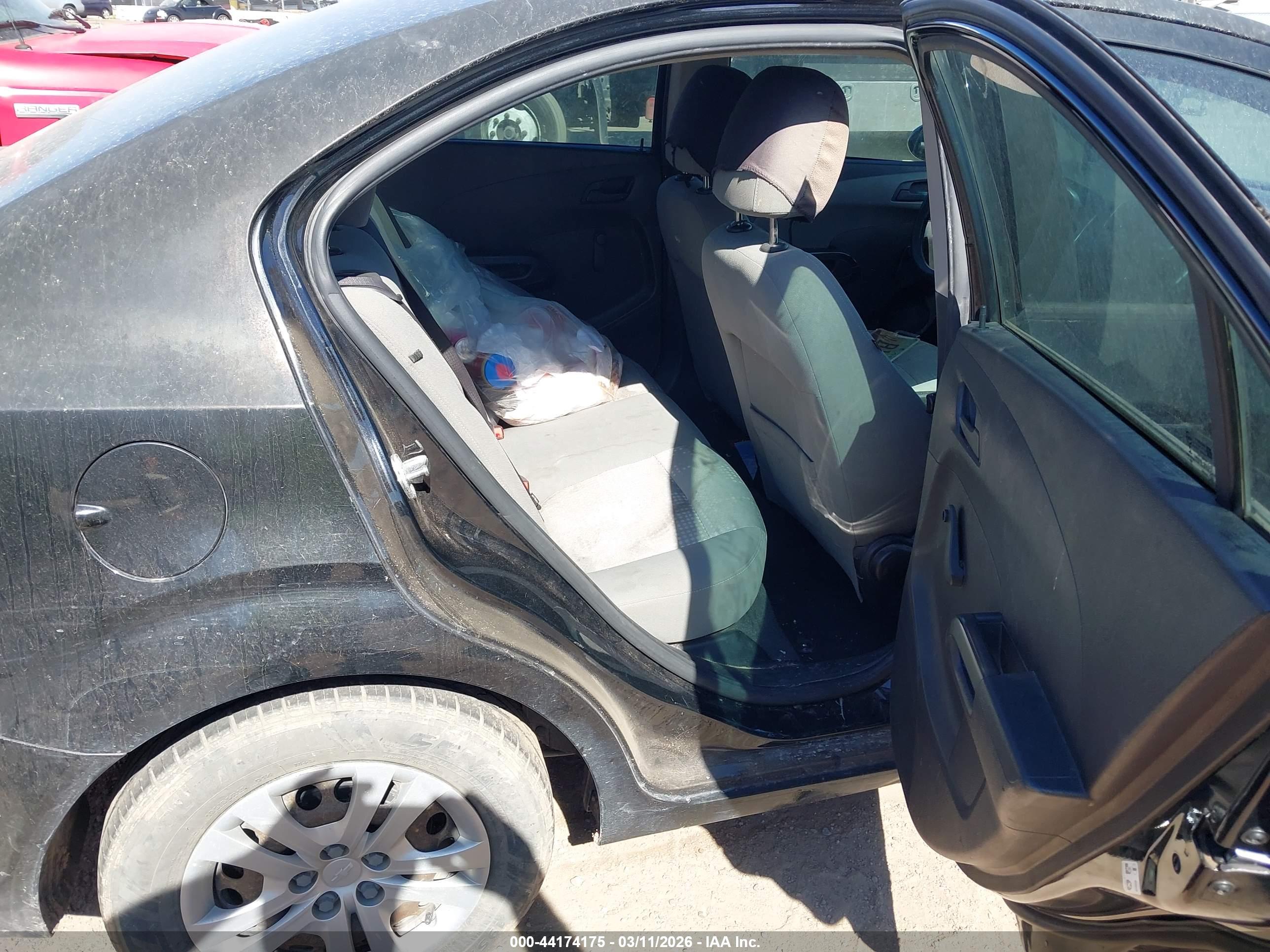 CHEVROLET SONIC image 8