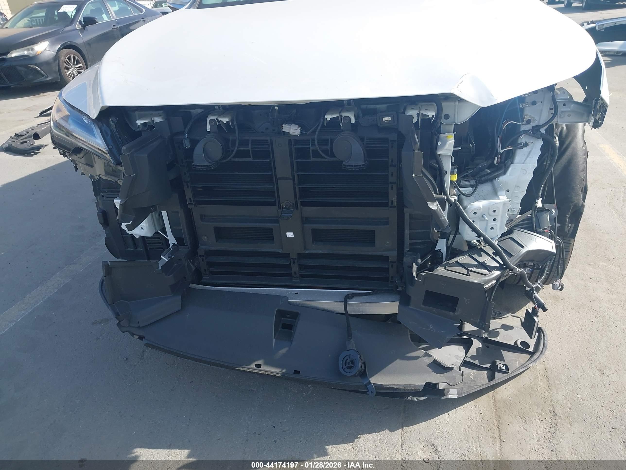 LEXUS RX image 6