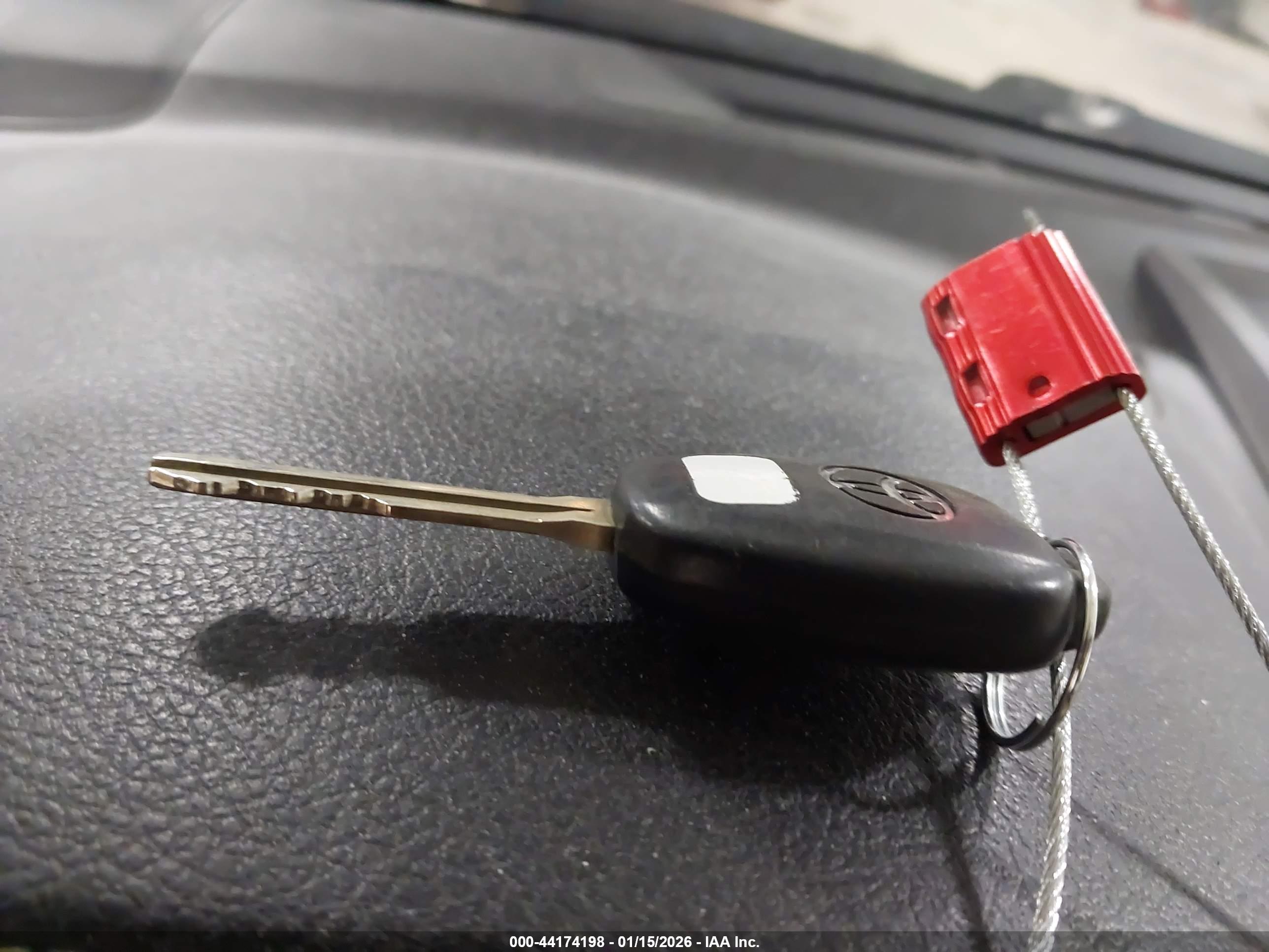 TOYOTA CAMRY image 11