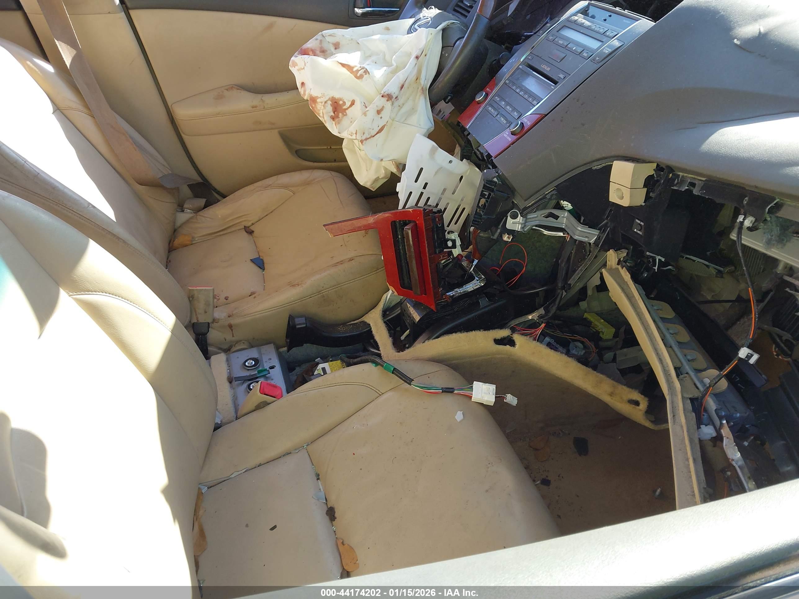 LEXUS ES image 5