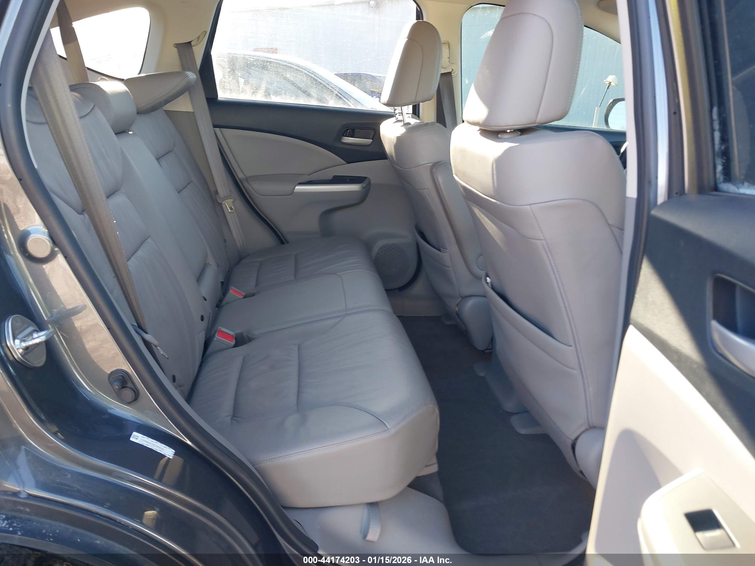 HONDA CR-V image 8