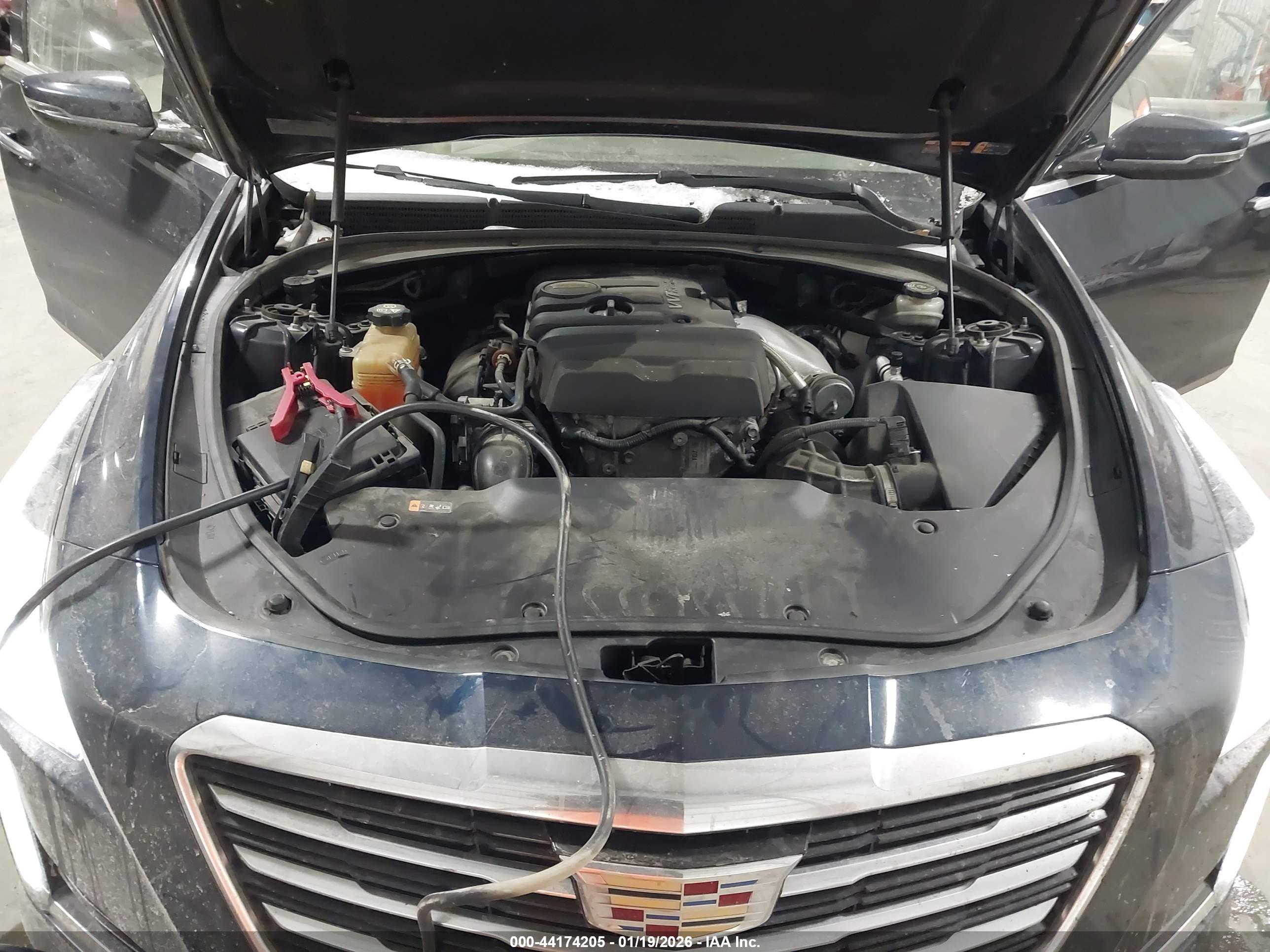 CADILLAC CTS image 10