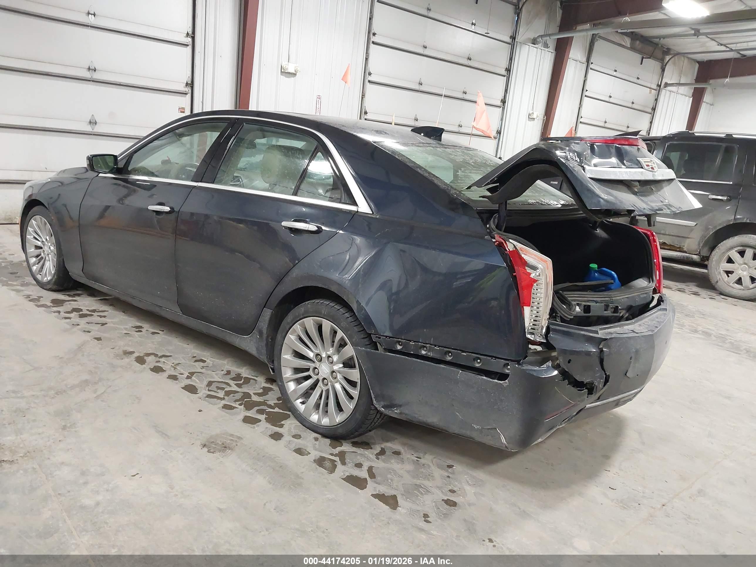 CADILLAC CTS image 3