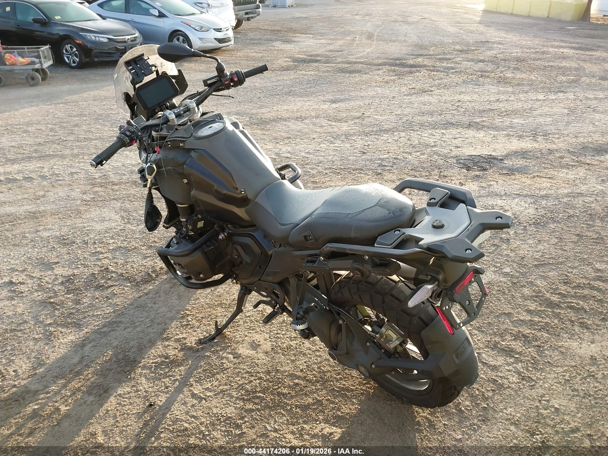 BMW R image 3