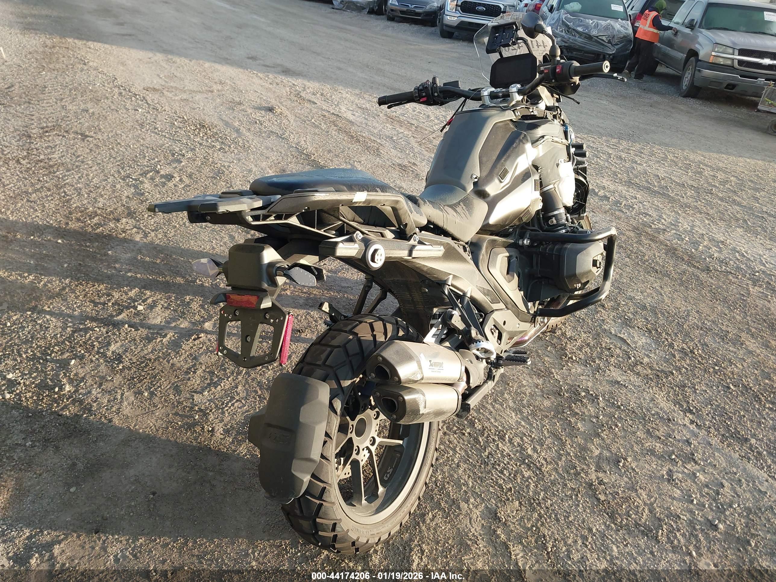 BMW R image 4