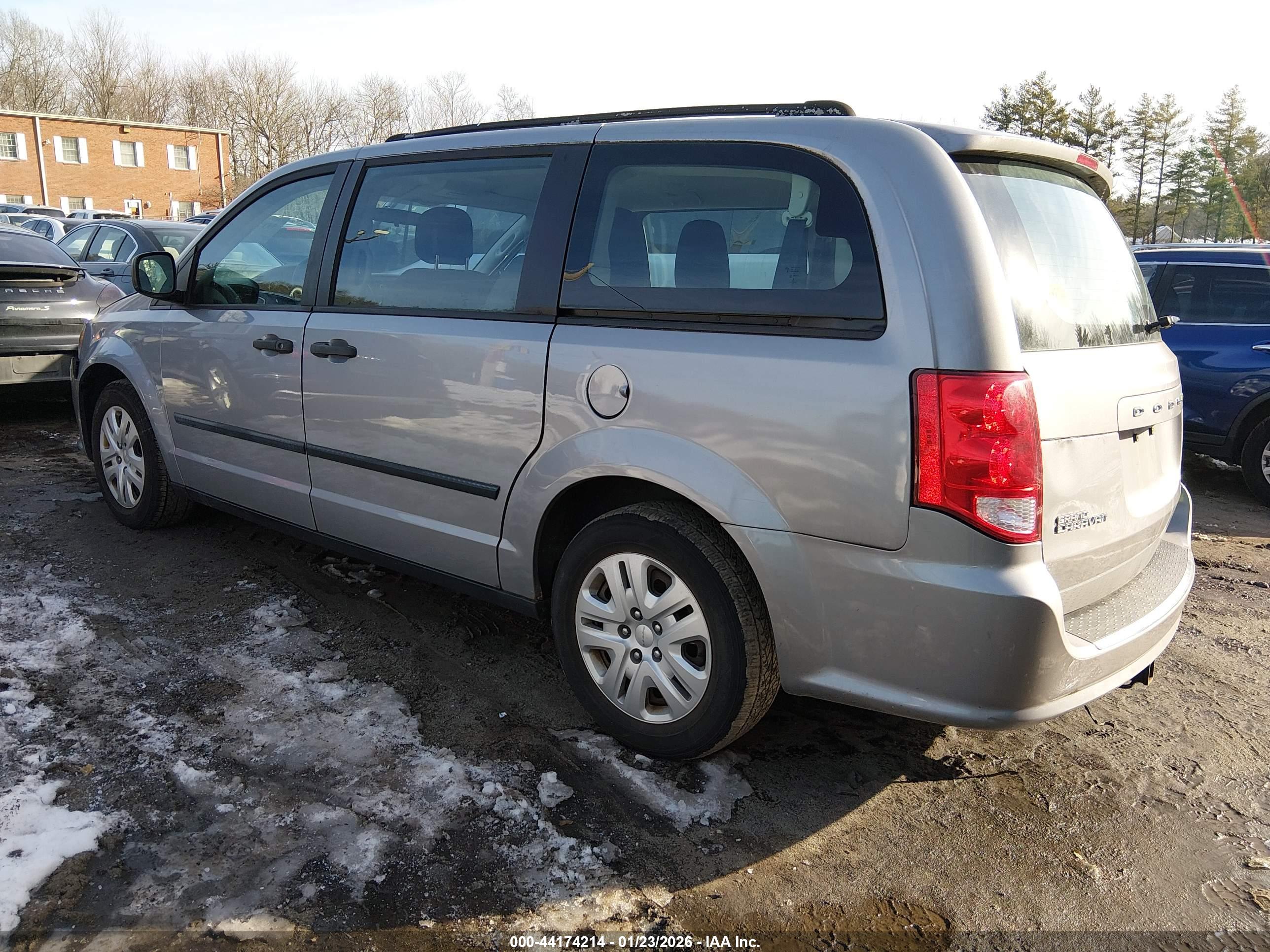 DODGE GRAND image 3
