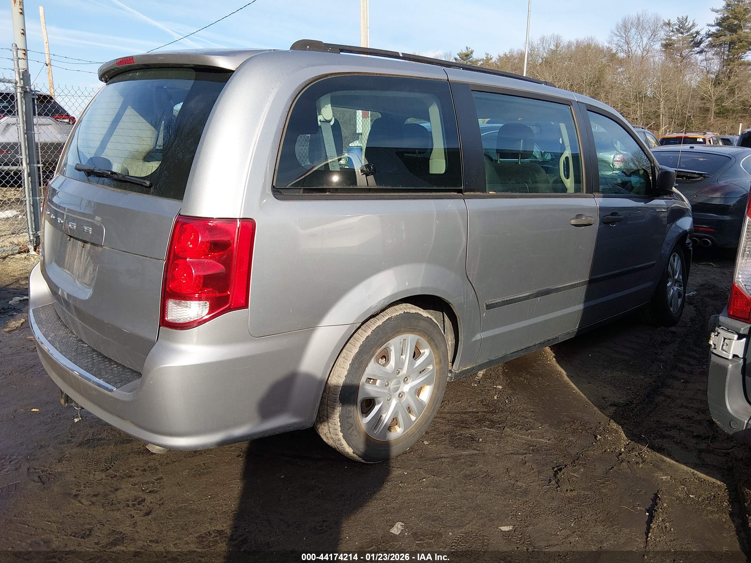 DODGE GRAND image 4