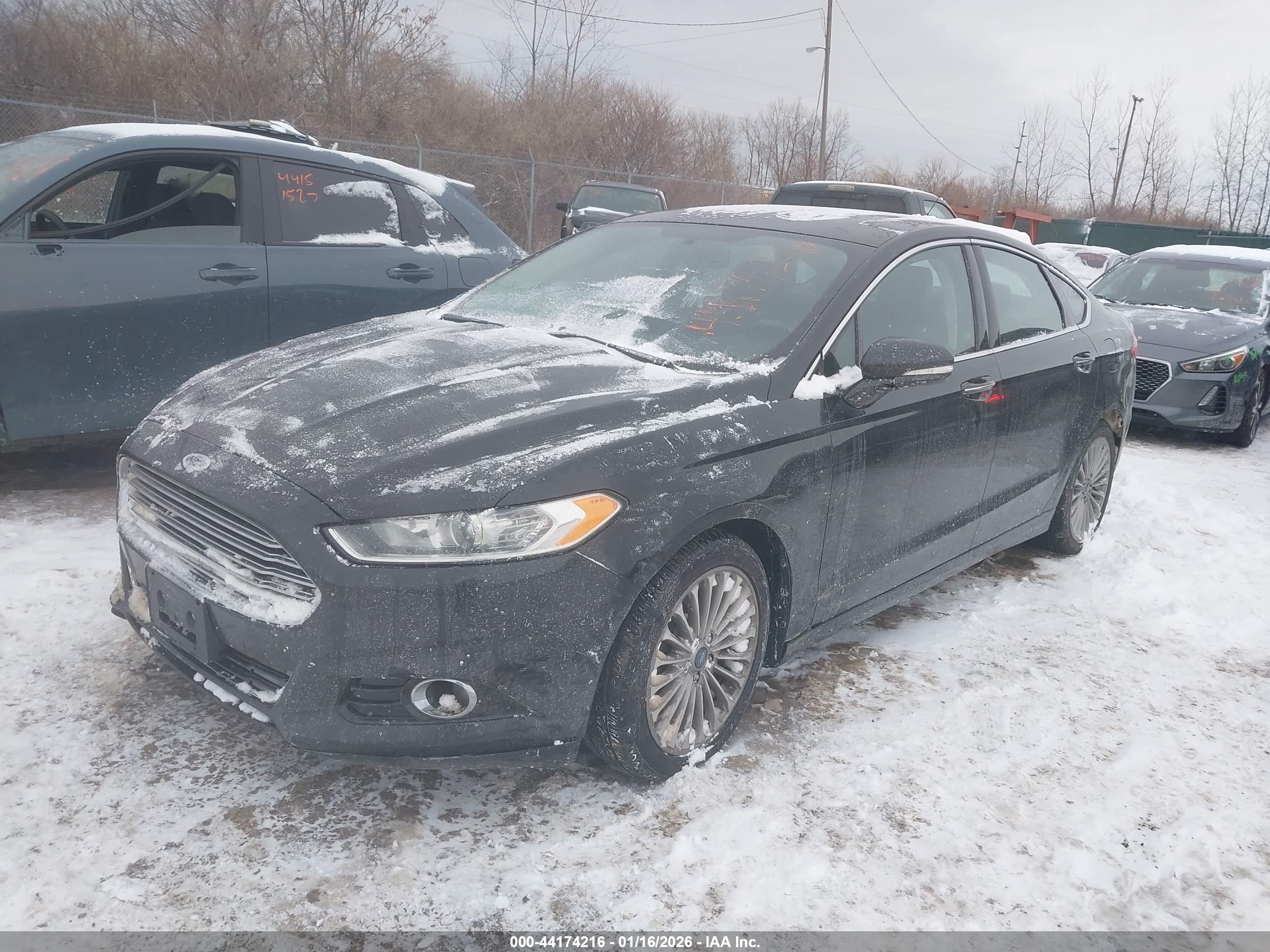 FORD FUSION image 2