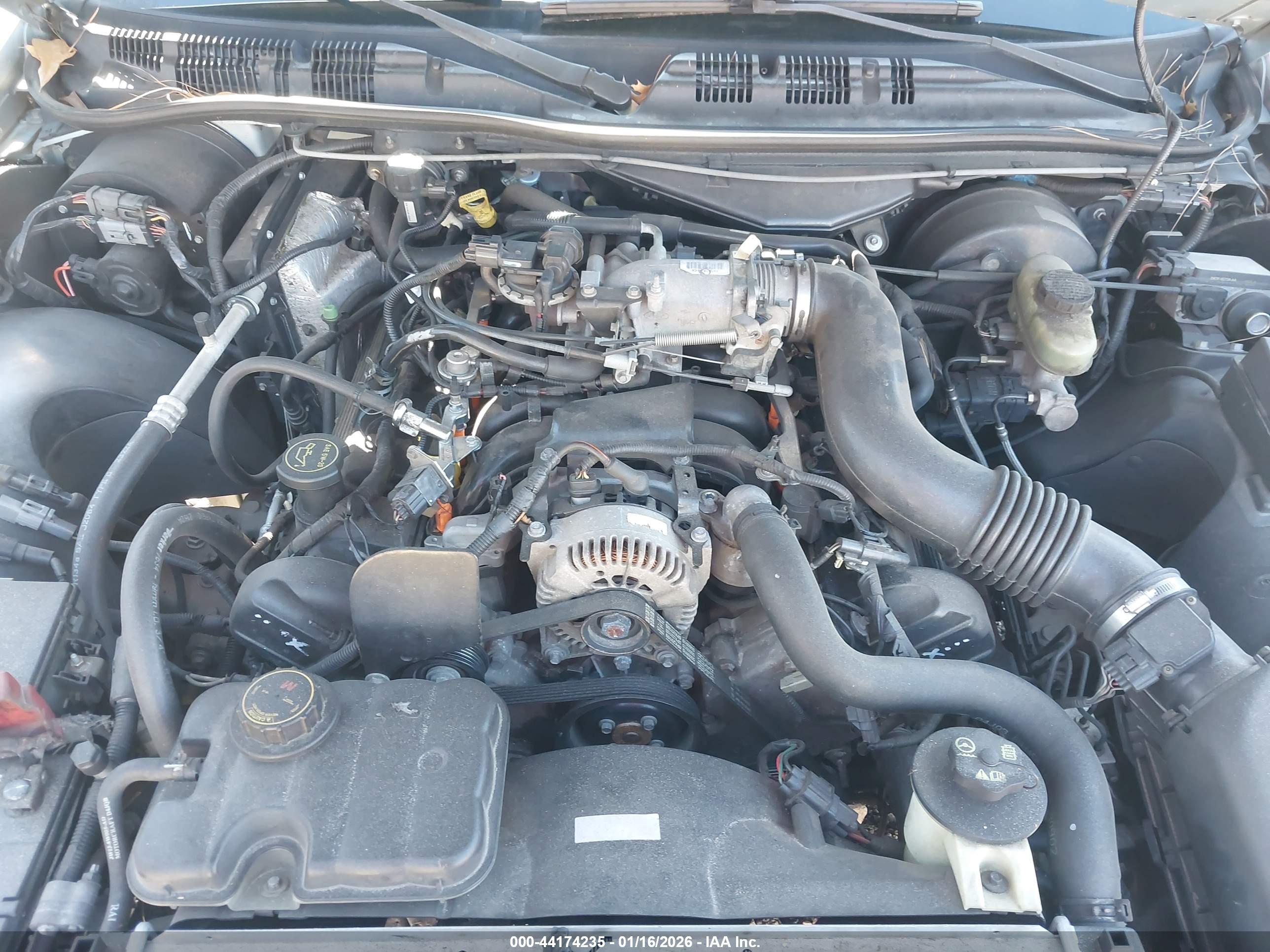 FORD CROWN image 10