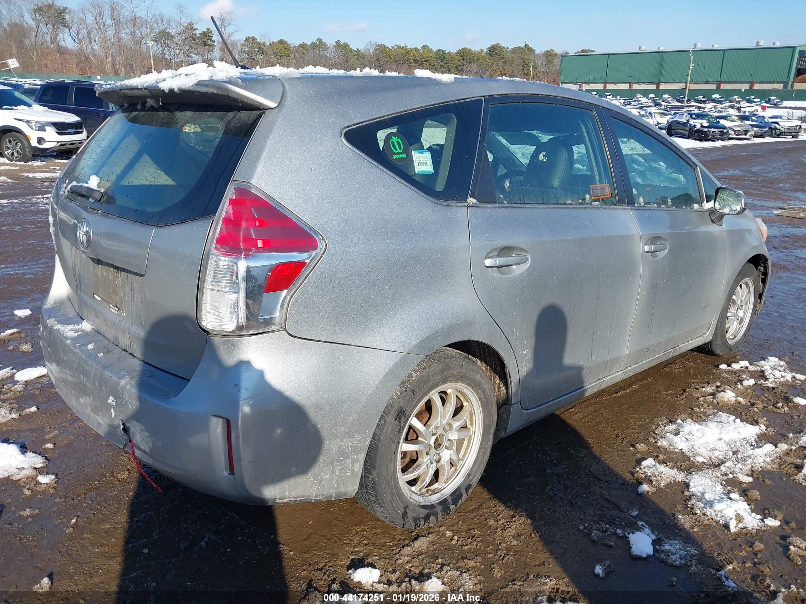 TOYOTA PRIUS image 4
