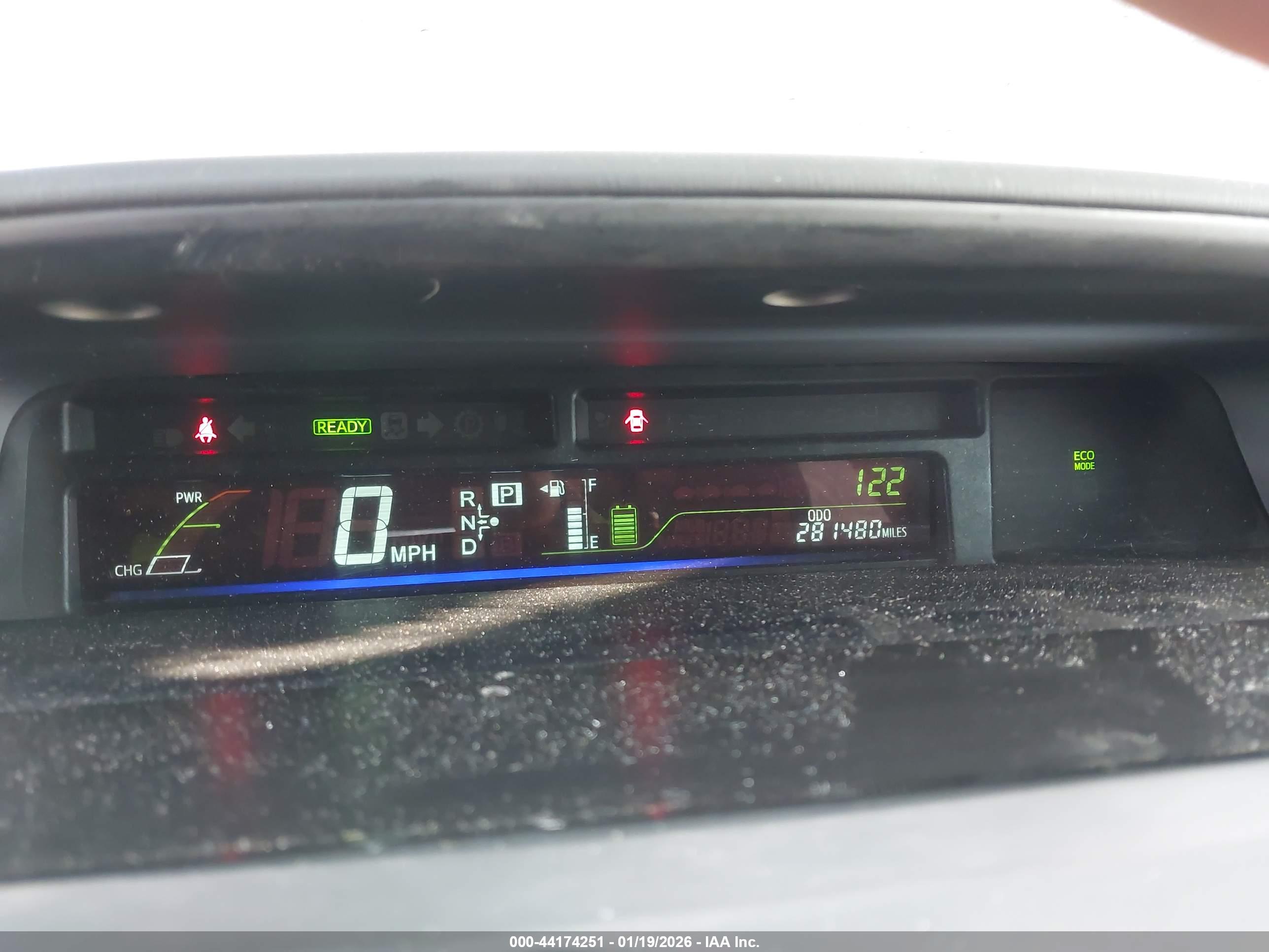 TOYOTA PRIUS image 7