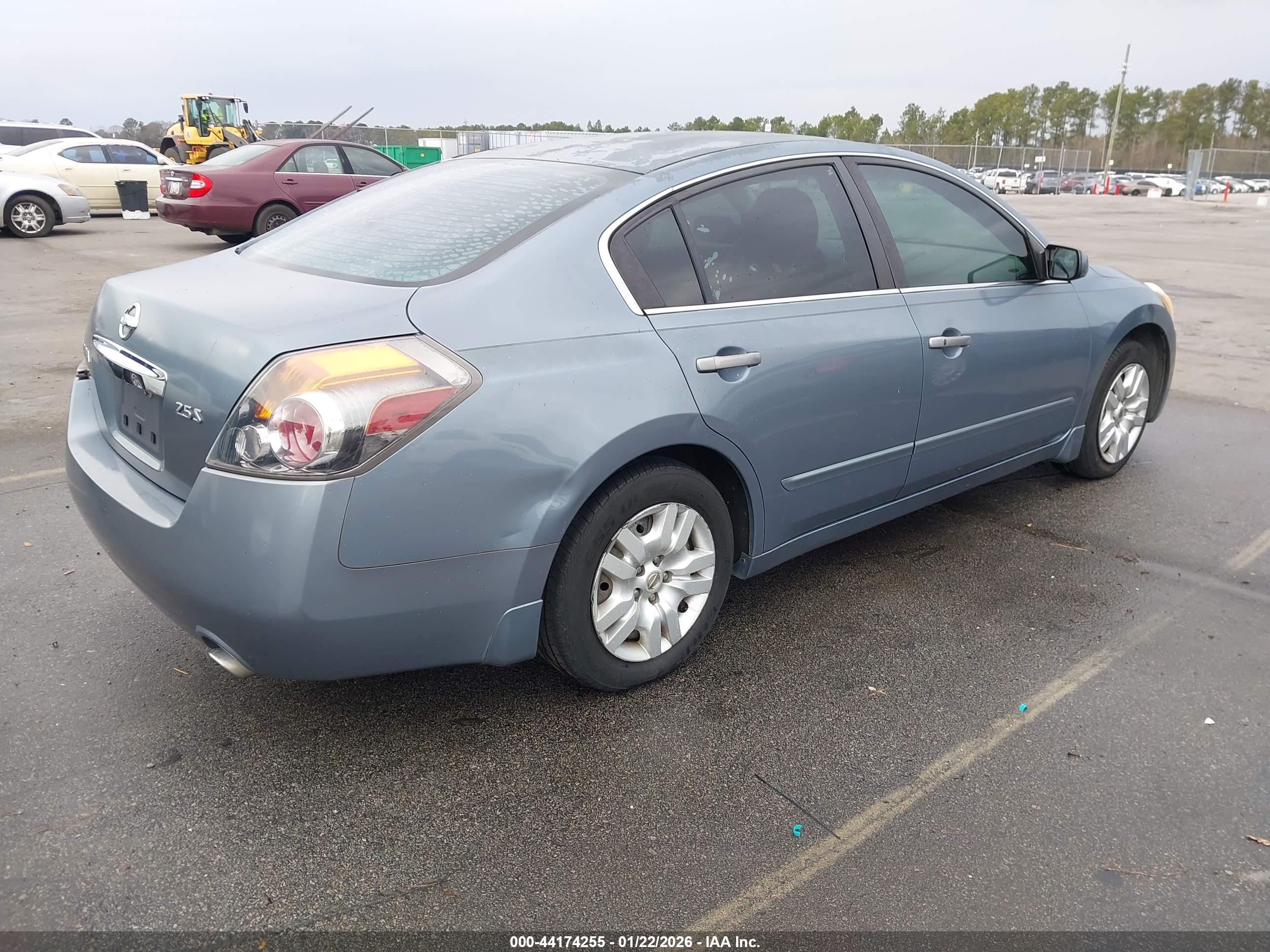 NISSAN ALTIMA image 4