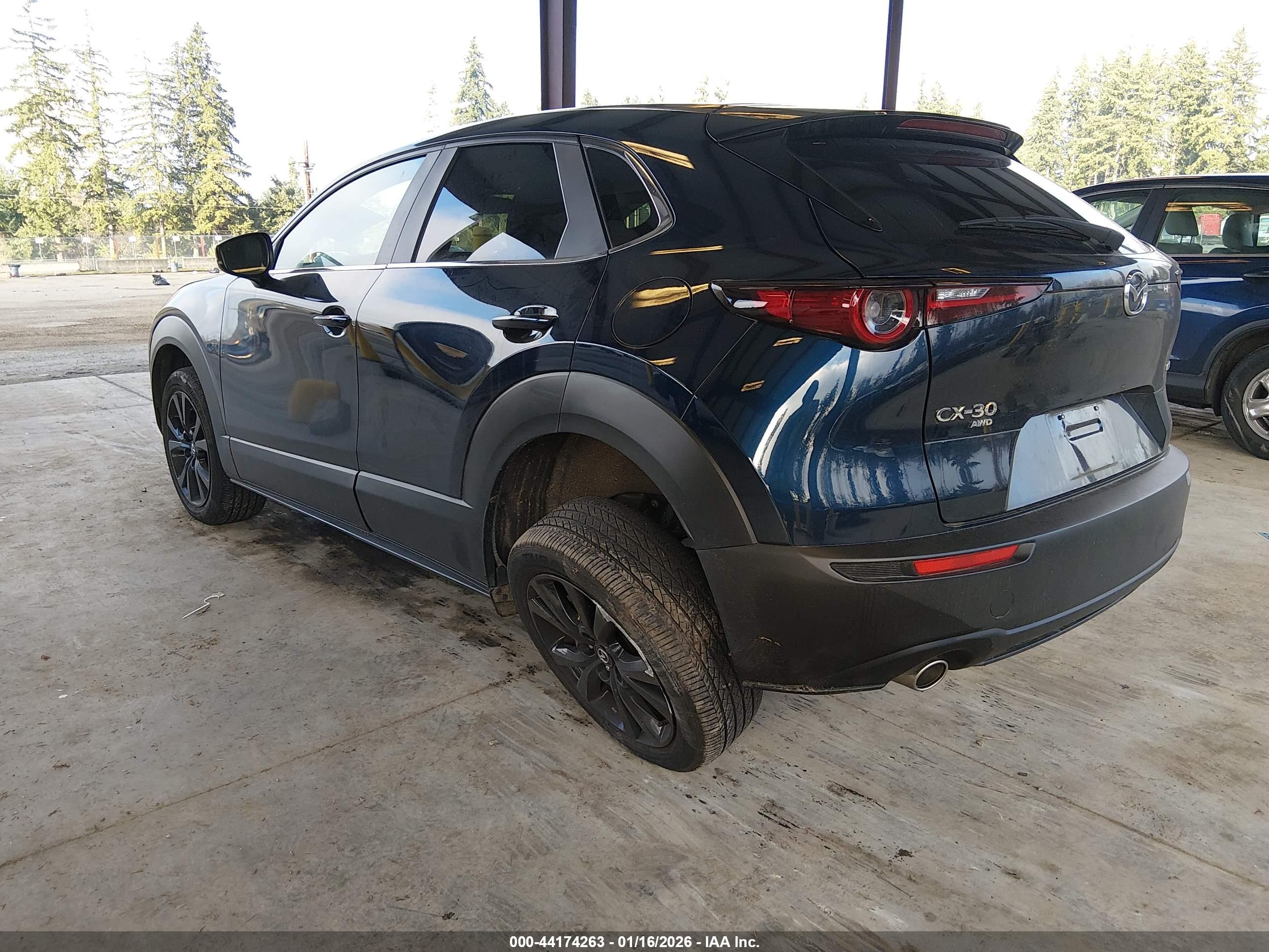 MAZDA CX-30 image 3