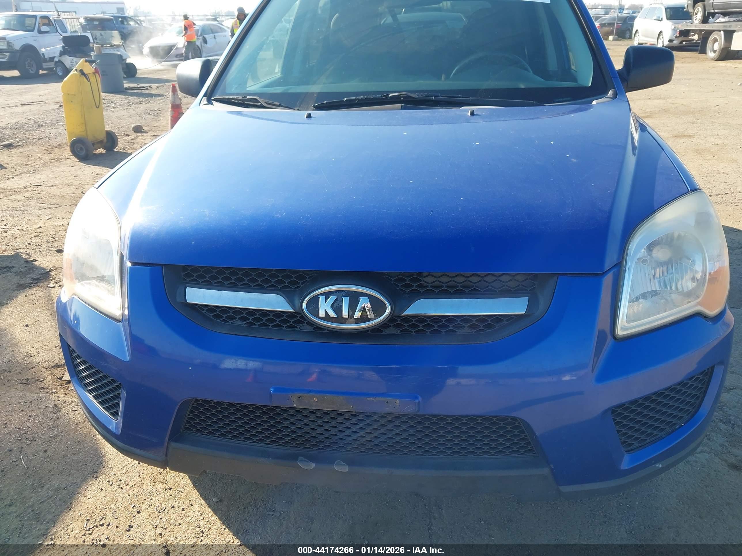 KIA SPORTAGE image 6