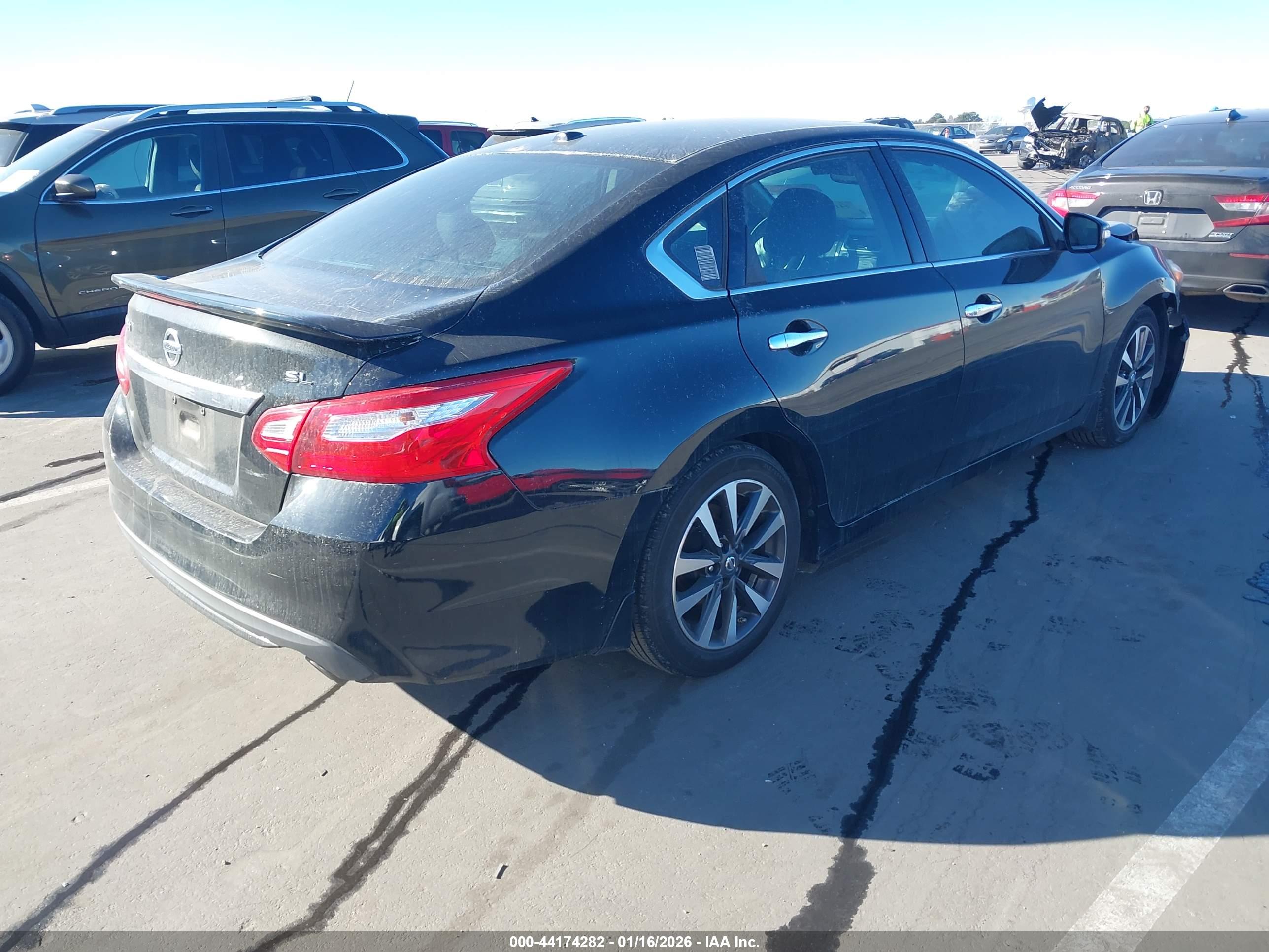 NISSAN ALTIMA image 4