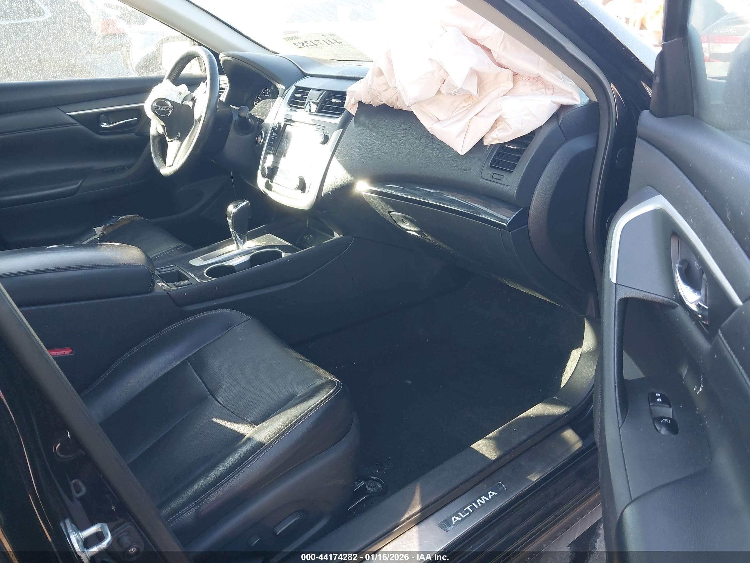 NISSAN ALTIMA image 5