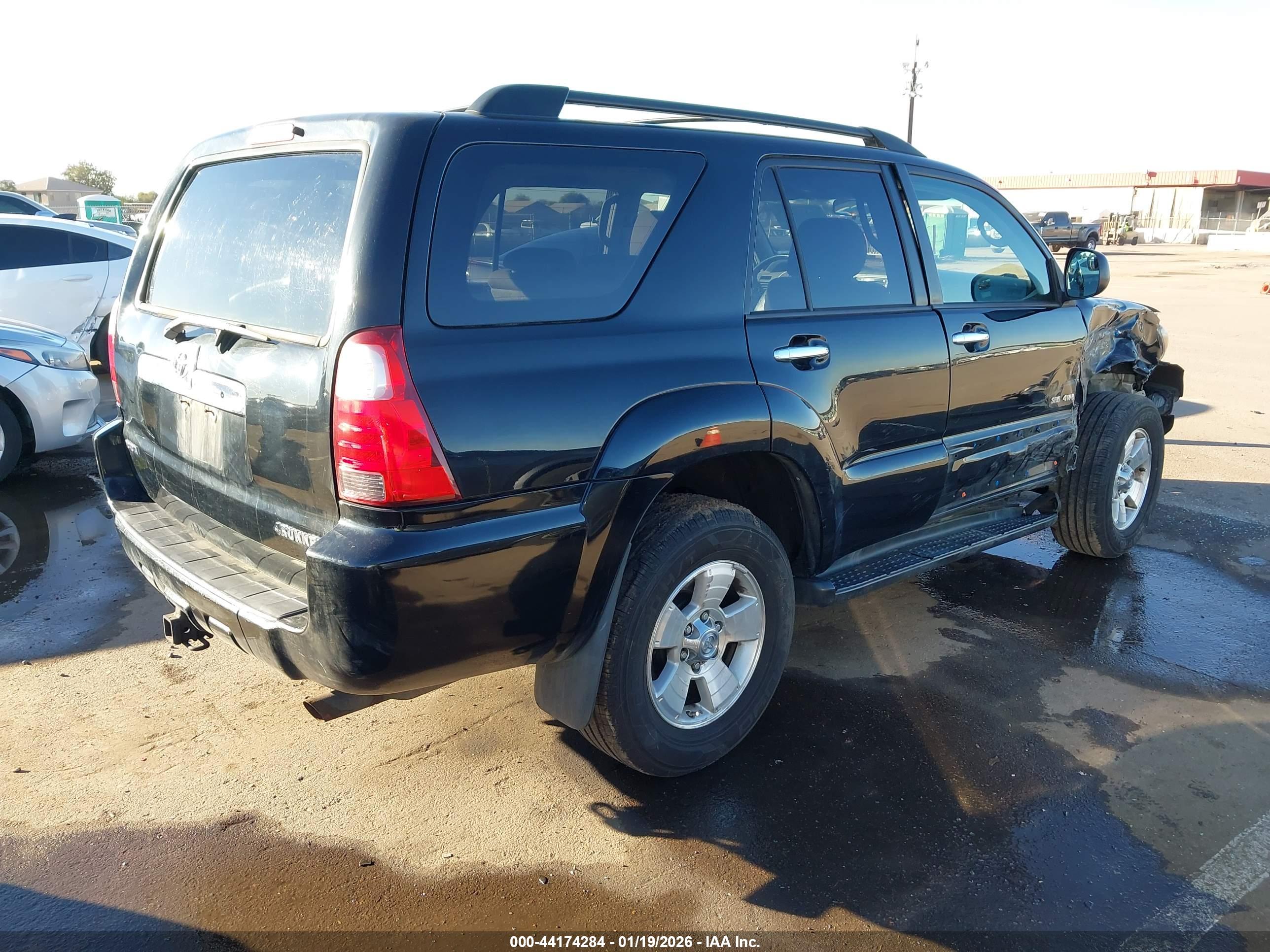 TOYOTA 4RUNNER image 4