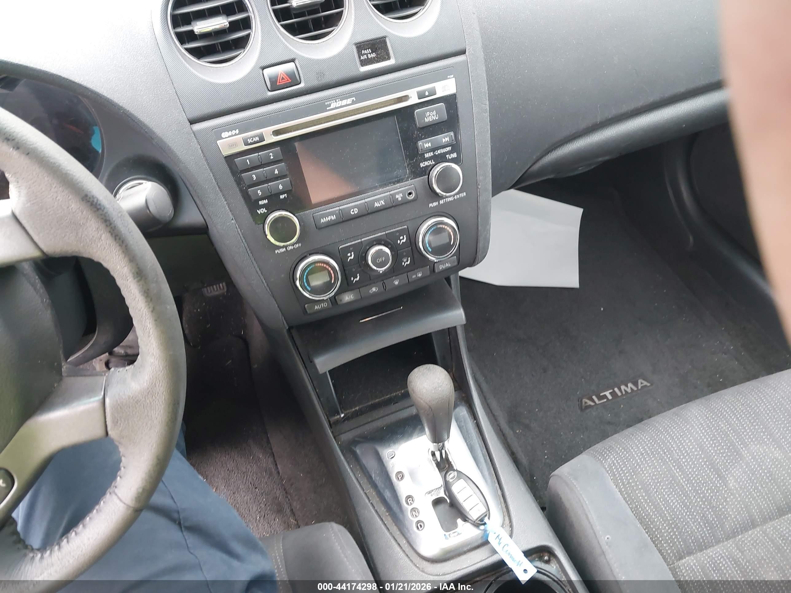 NISSAN ALTIMA image 11