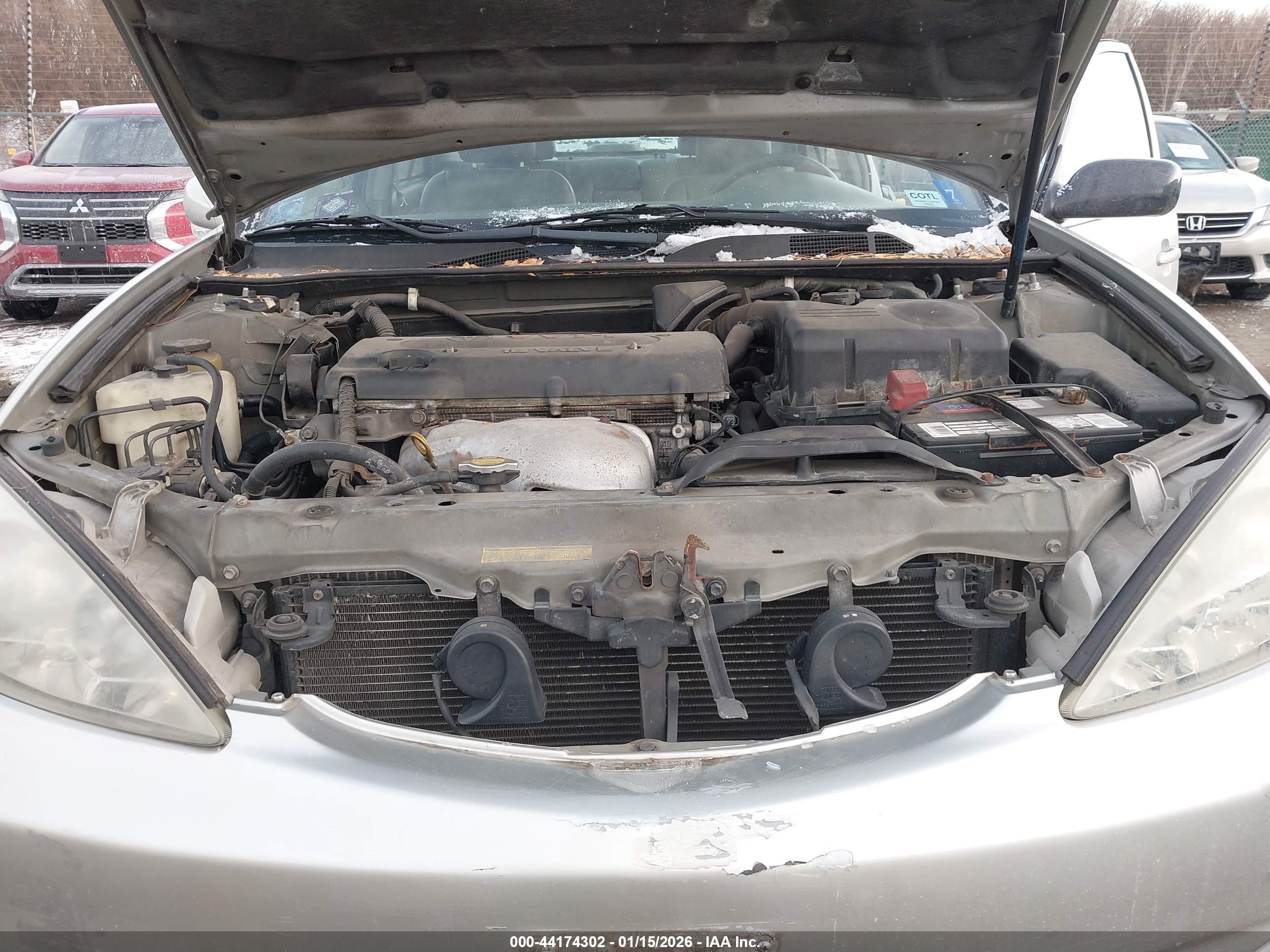 TOYOTA CAMRY image 10
