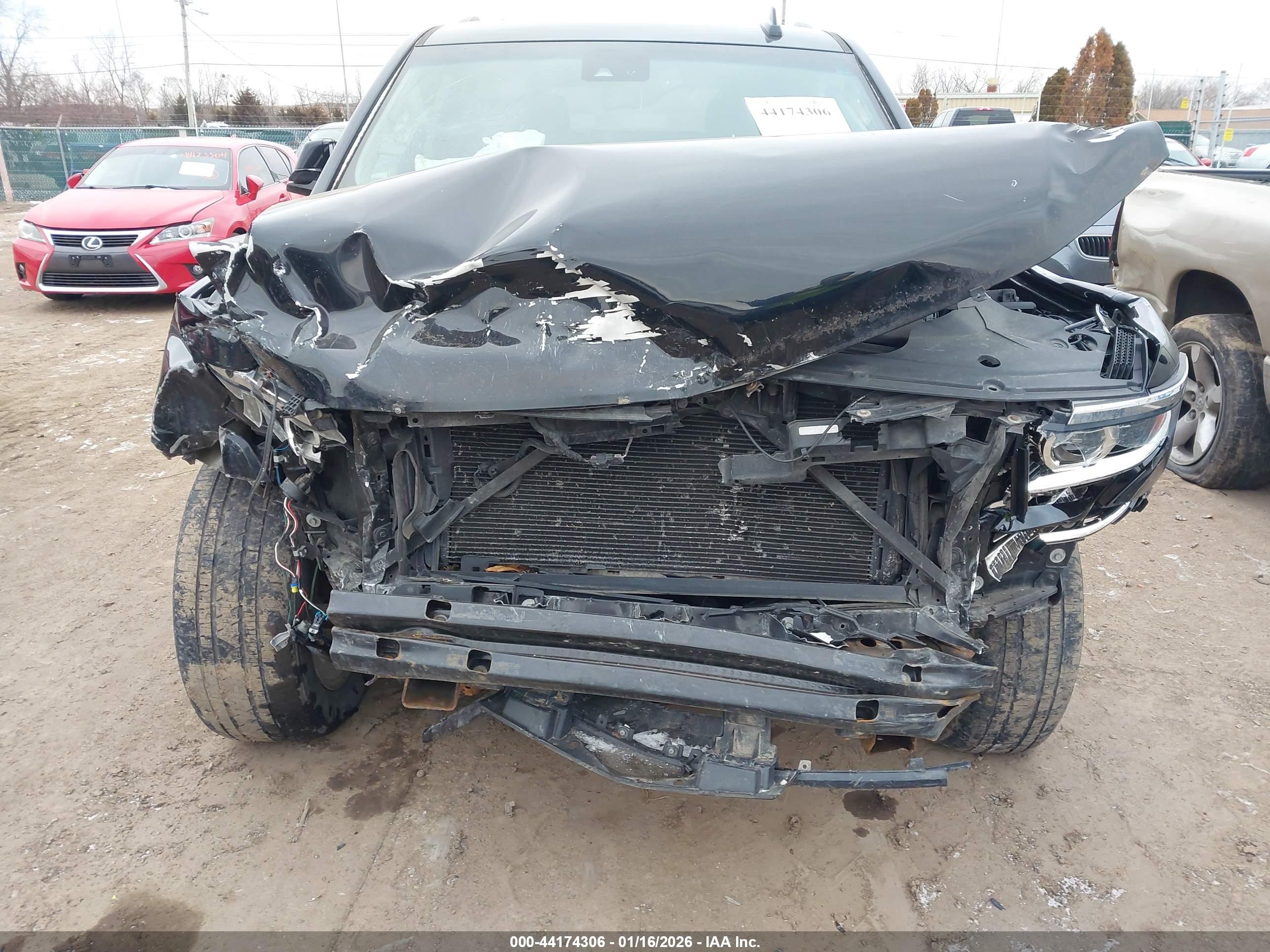 CHEVROLET TAHOE image 6