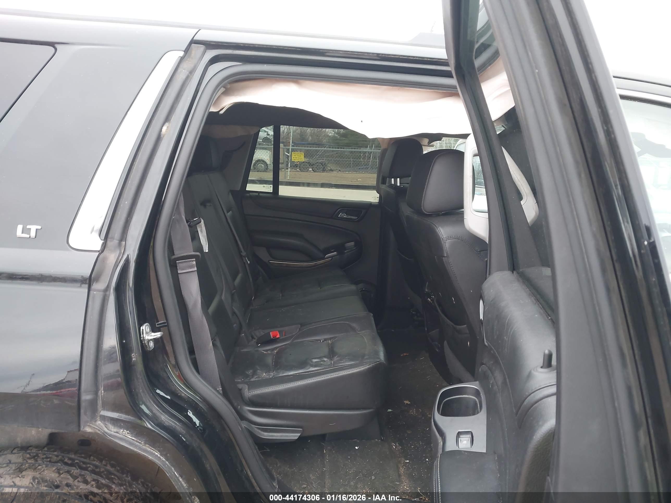 CHEVROLET TAHOE image 8
