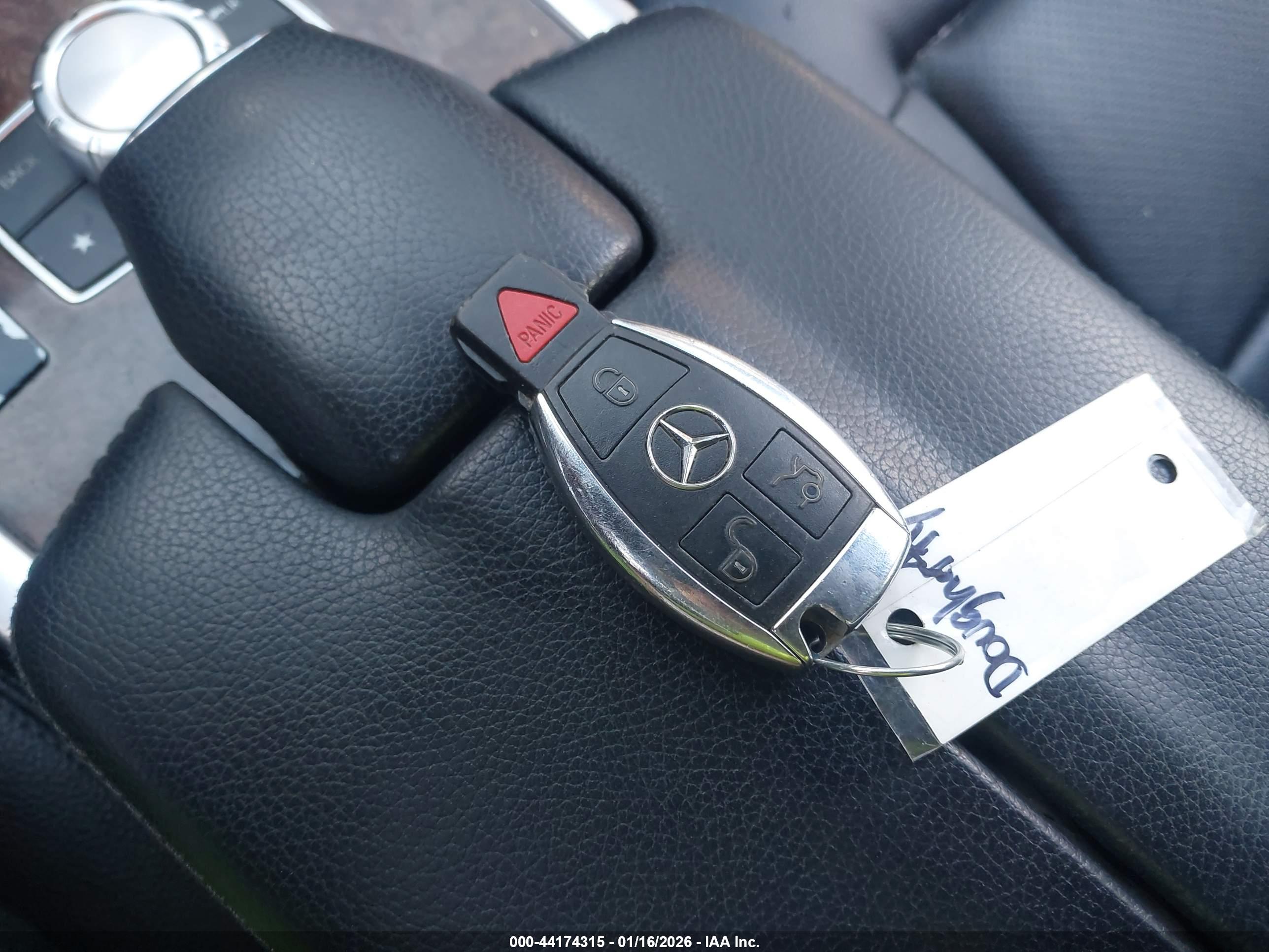 MERCEDES-BENZ E image 11
