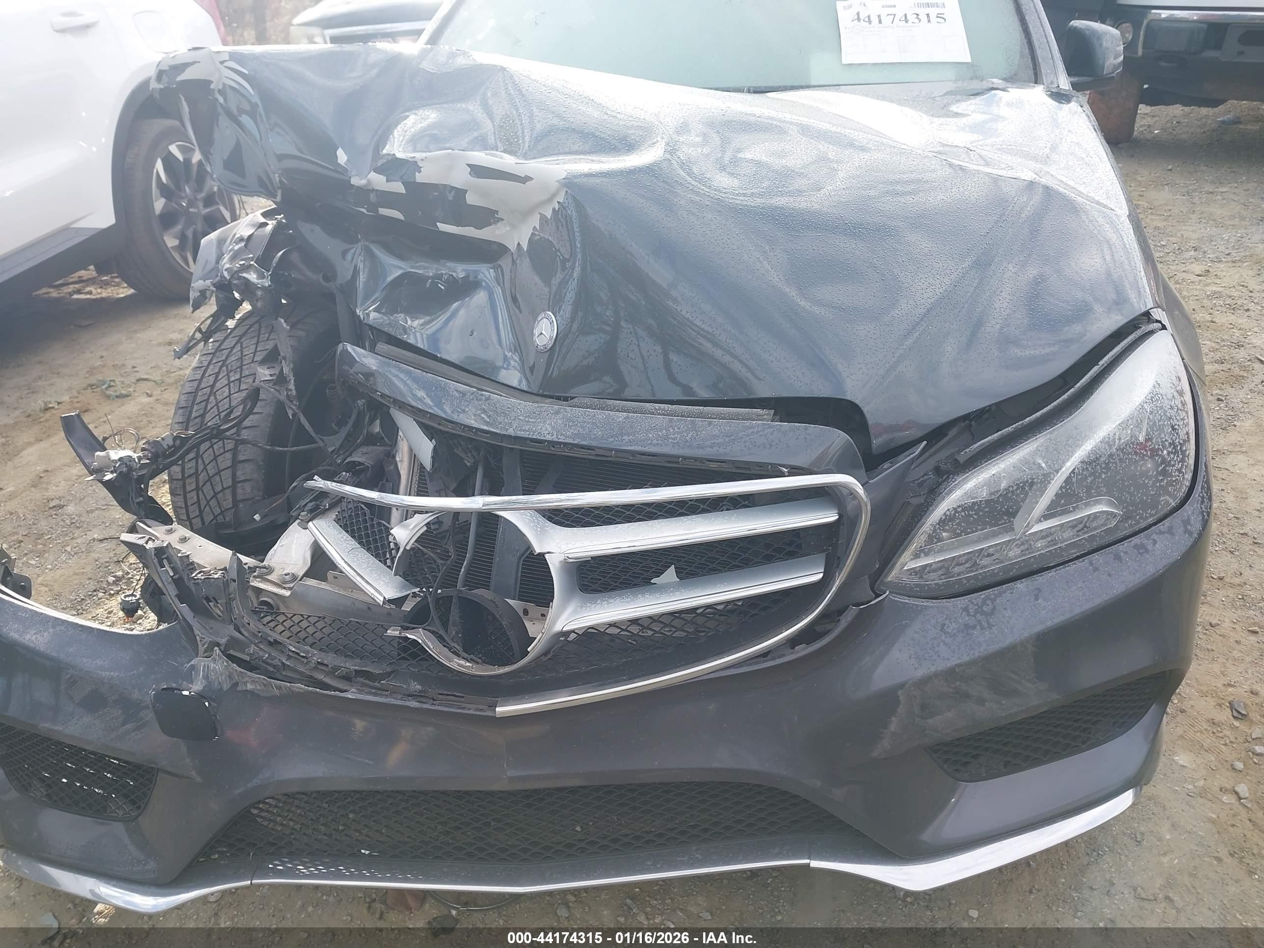 MERCEDES-BENZ E image 6