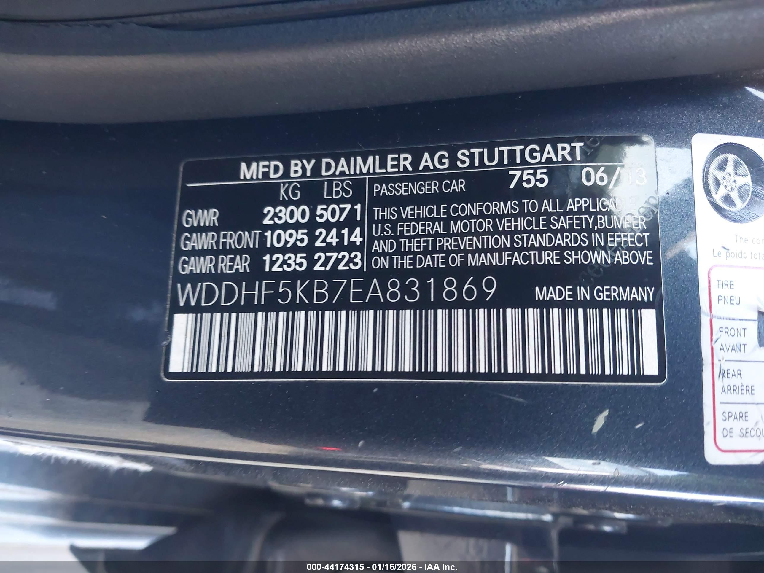 MERCEDES-BENZ E image 9
