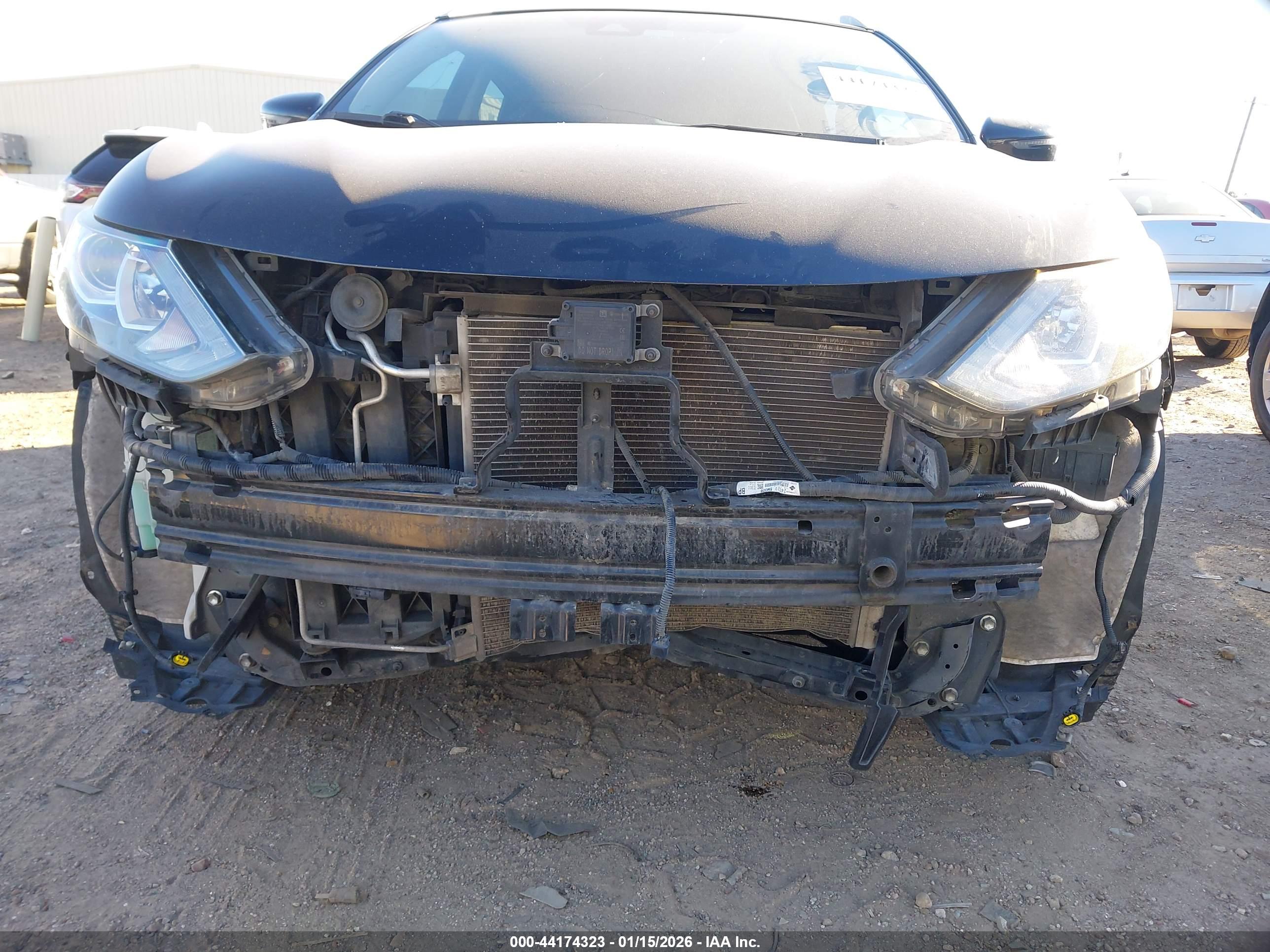 NISSAN ROGUE image 6